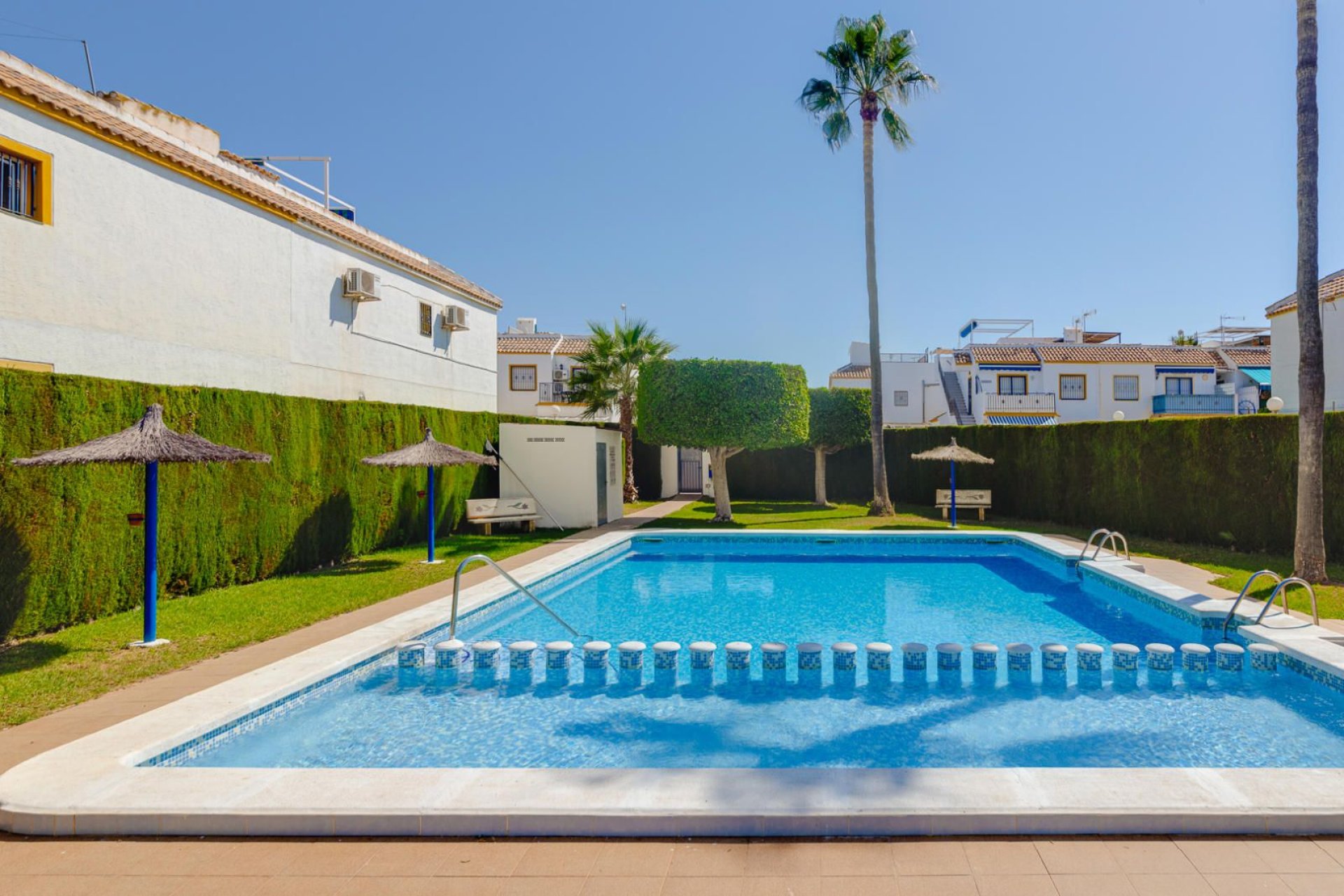 Reventa - Bungalow -
Torrevieja - Carrefour
