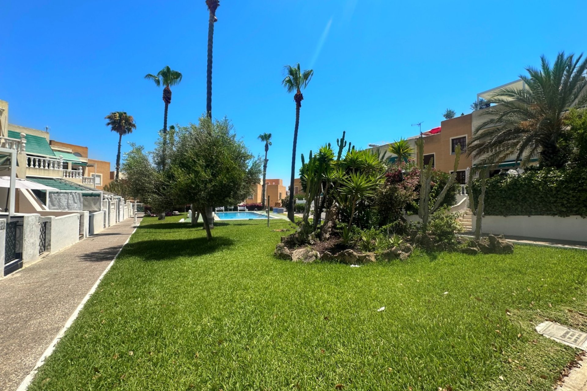 Reventa - Bungalow -
Torrevieja - La Mata