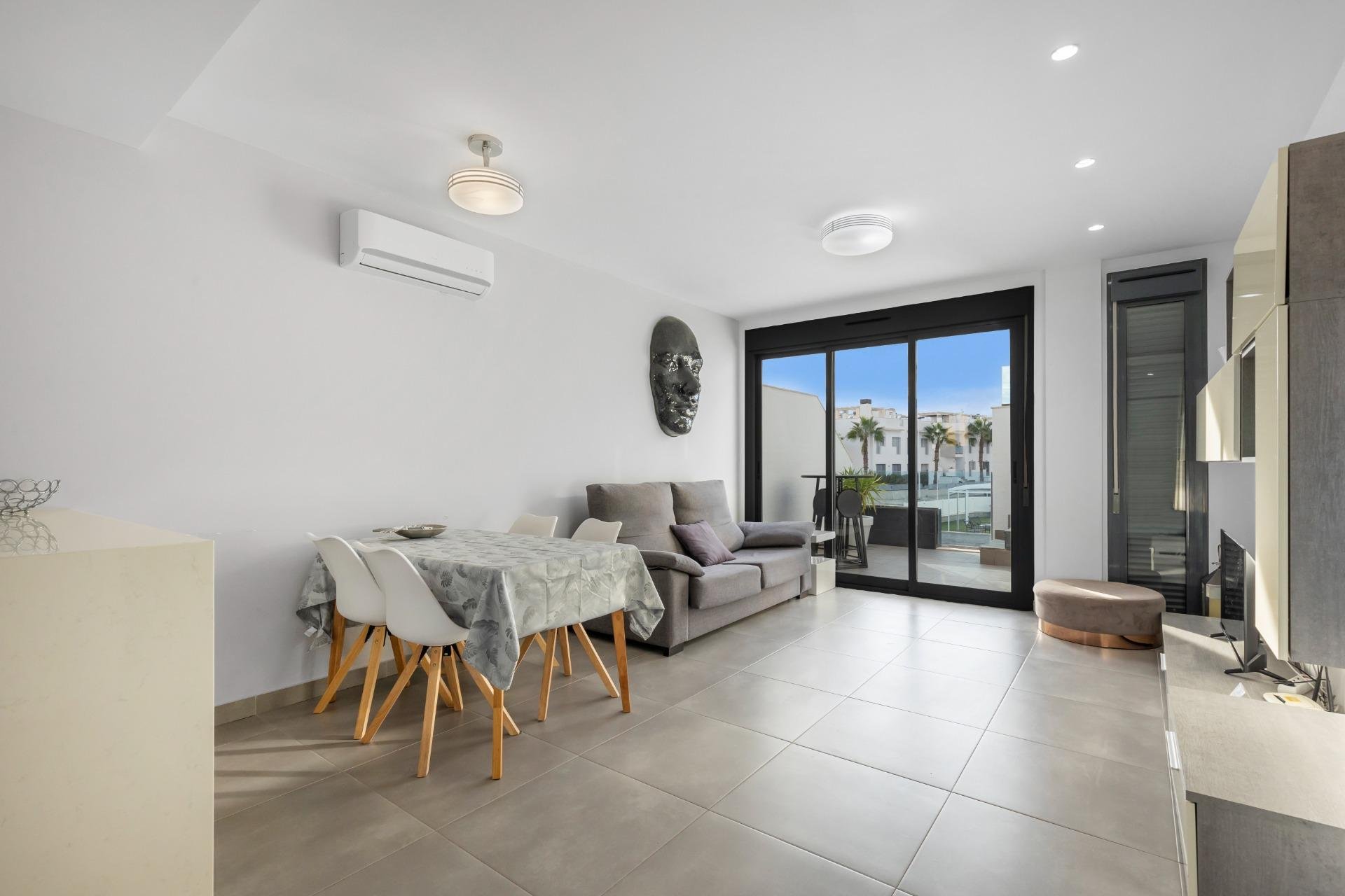 Reventa - Bungalow -
Torrevieja - Los Balcones - Los Altos del Edén