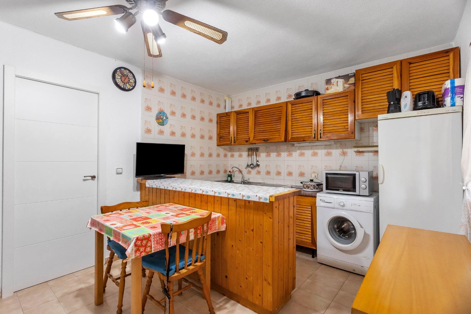 Reventa - Bungalow -
Torrevieja - Playa de los Naufragos