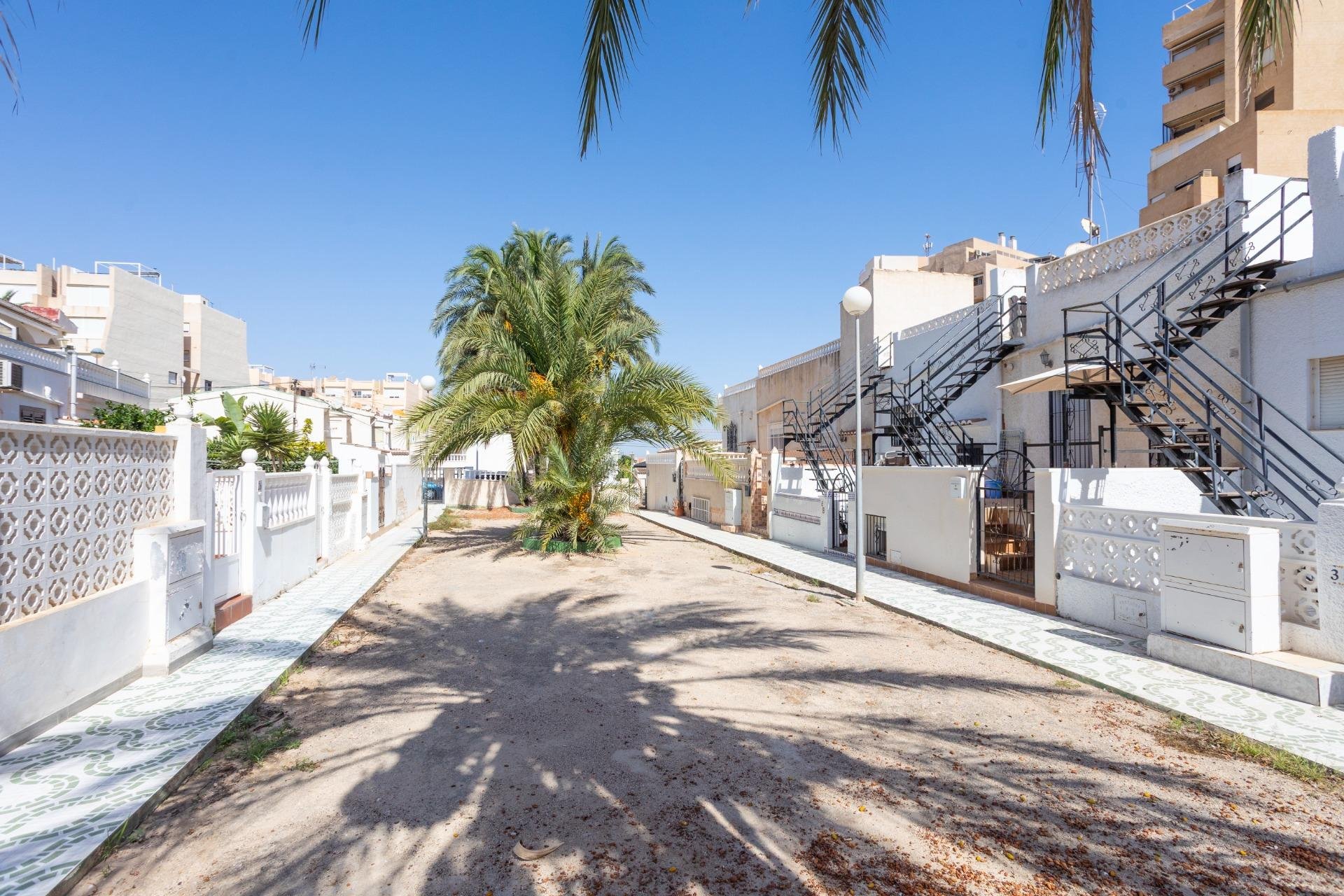 Reventa - Bungalow -
Torrevieja - Torre del moro