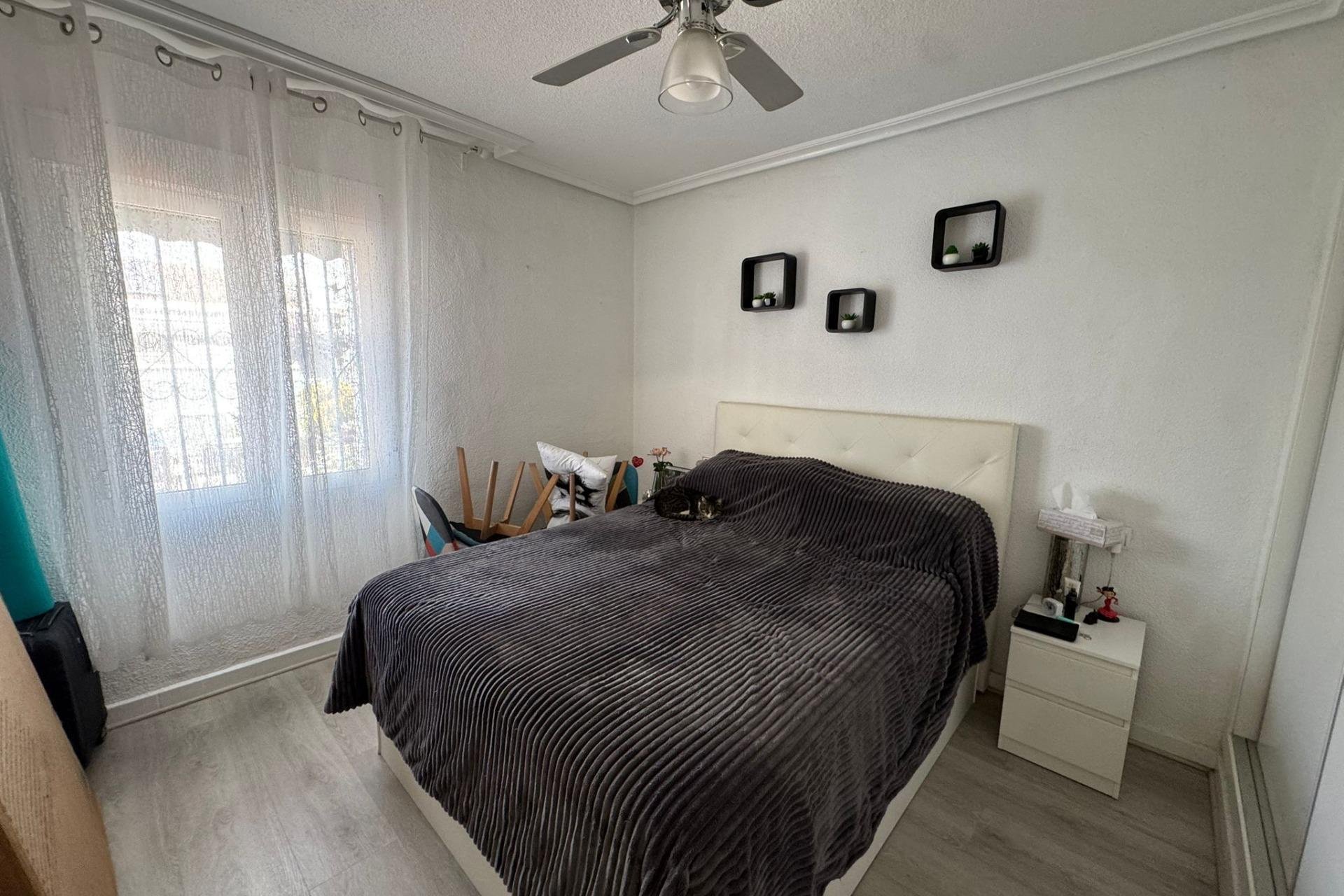 Reventa - Bungalow -
Torrevieja - Torretas -La Siesta - El Limonar