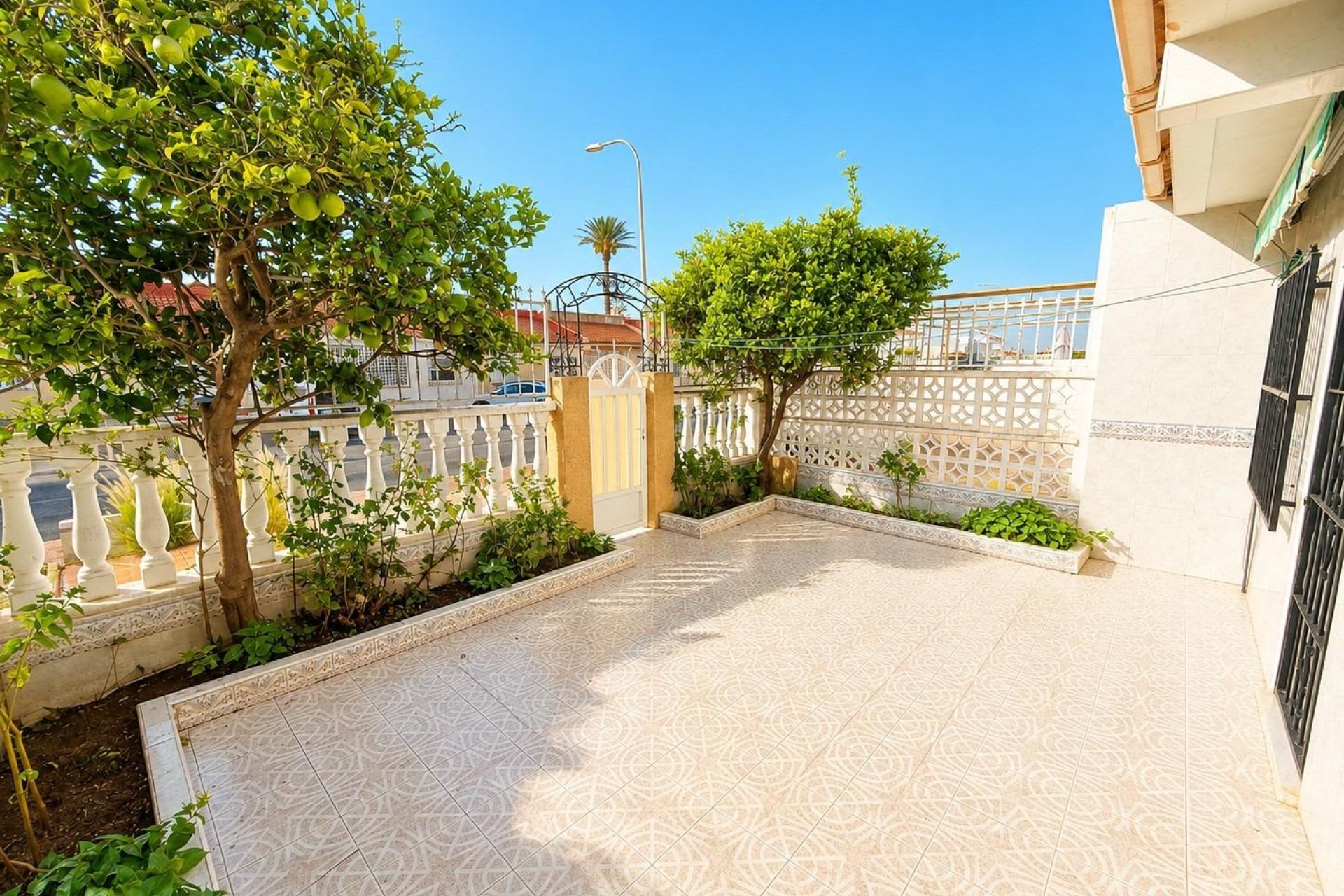 Reventa - Bungalow -
Torrevieja - Torretas -La Siesta - El Limonar