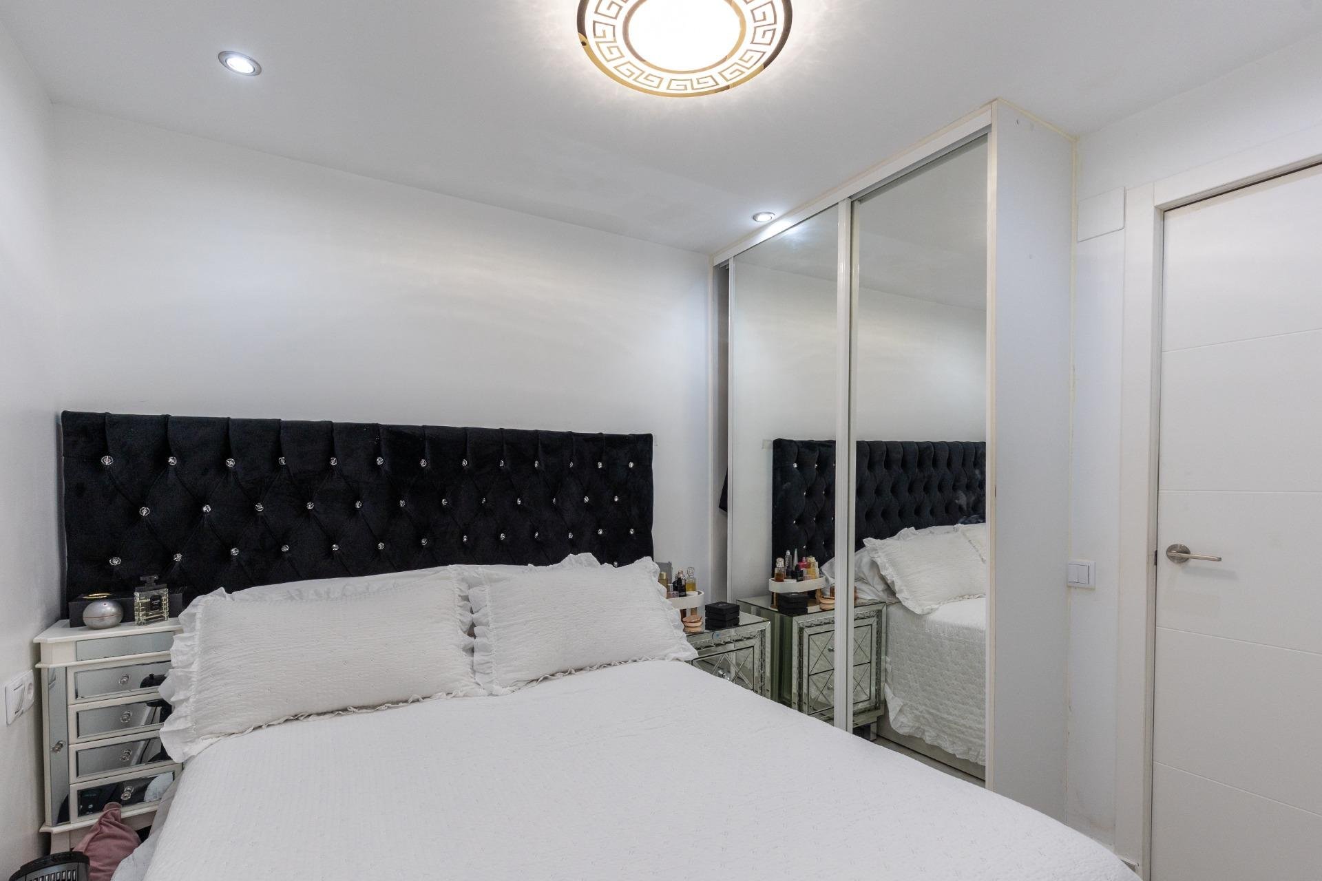 Reventa - Bungalow -
Torrevieja - Torretas -La Siesta - El Limonar
