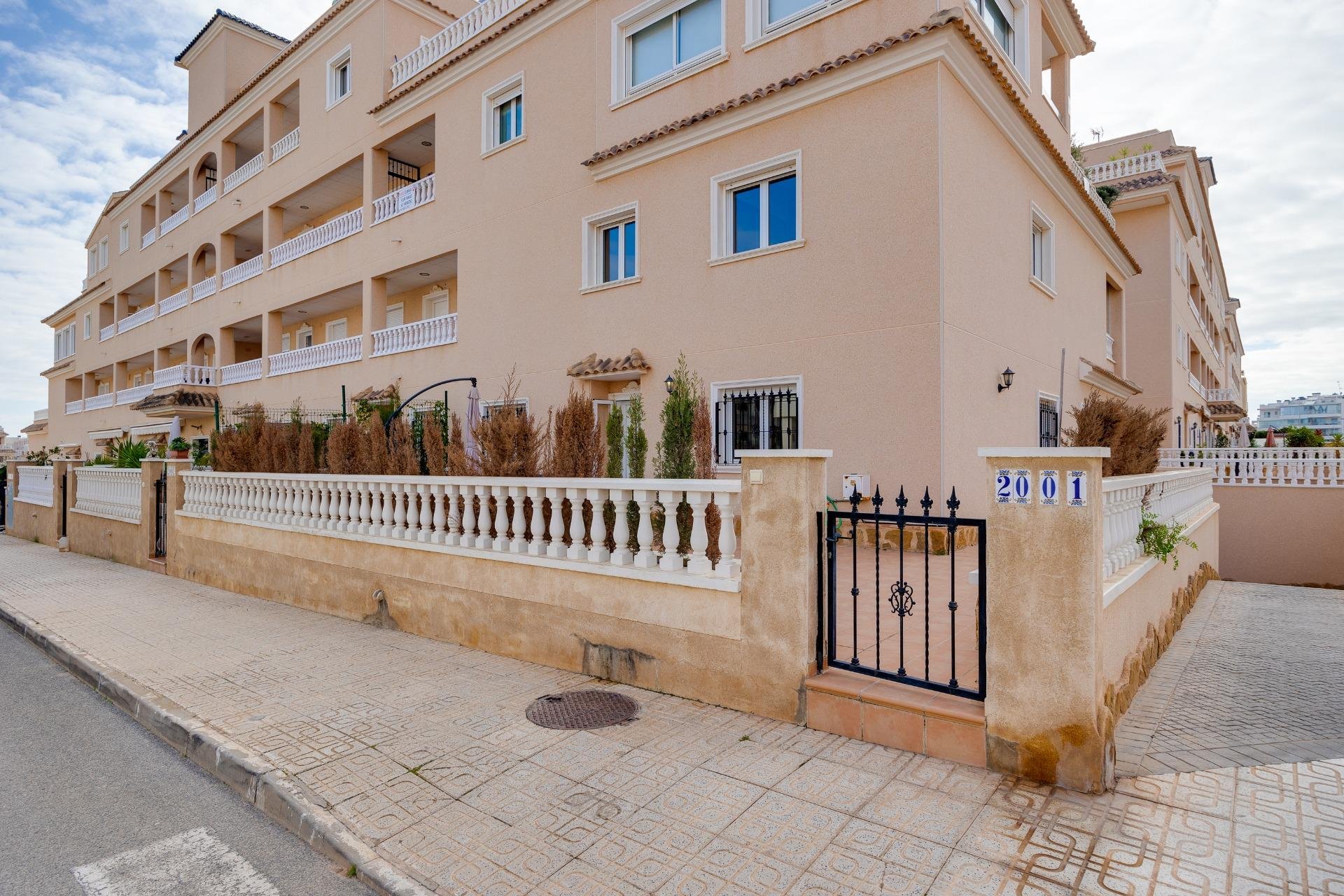 Reventa - Bungalows Planta Baja -
Orihuela Costa - Los Dolses