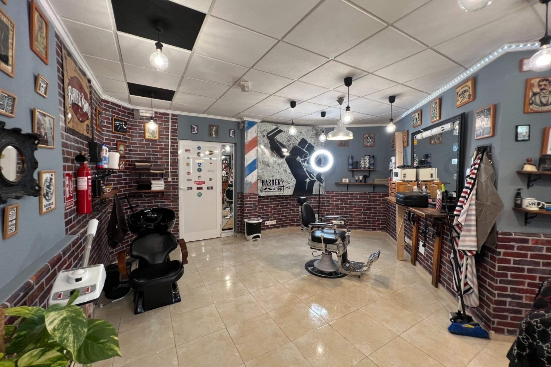 Reventa - Comercial -
Guardamar del Segura - Guardamar Del Segura