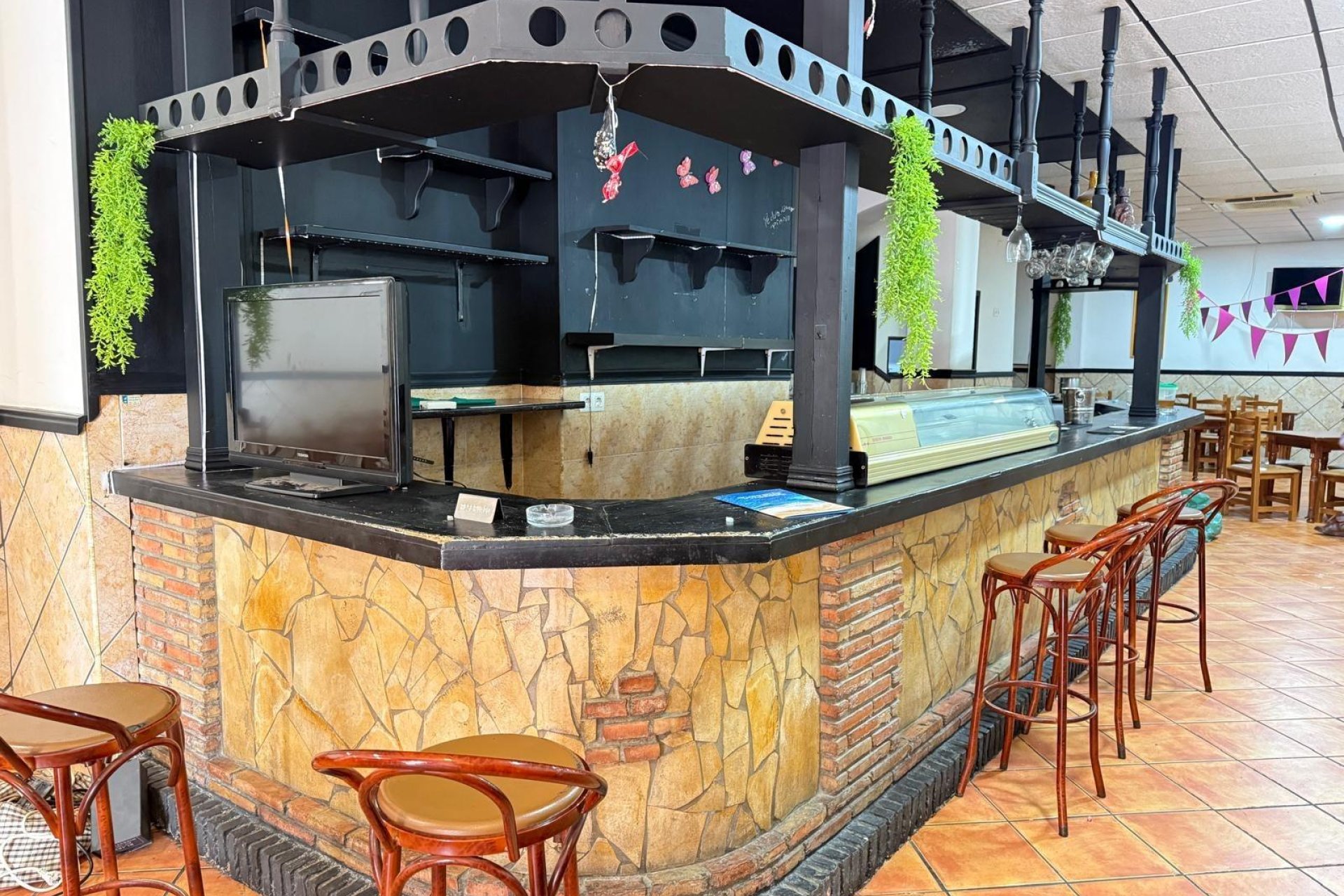 Reventa - Comercial -
Torrevieja - Estacion de autobuses