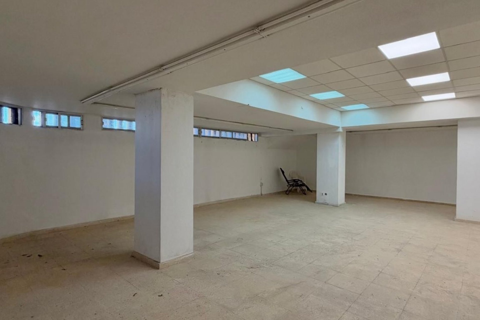 Reventa - Comercial -
Torrevieja - Torre La Mata