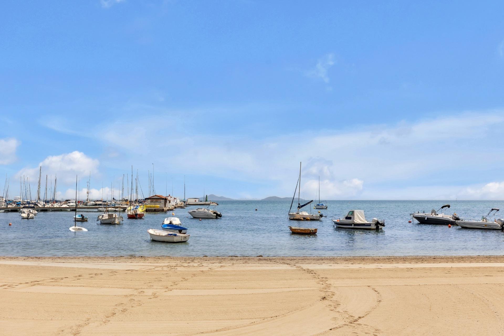 Reventa - Duplex -
Los Alcázares - Centro