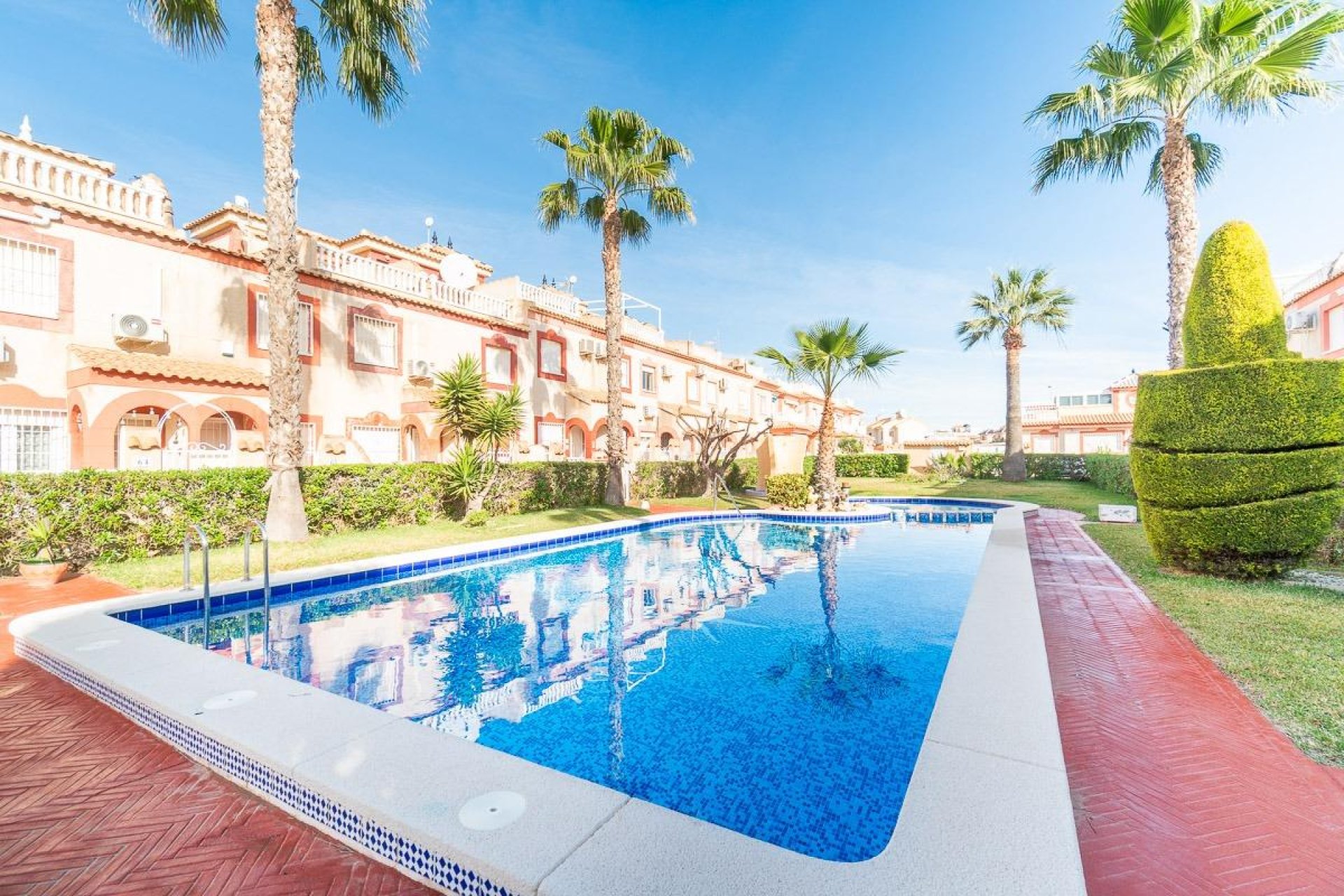 Reventa - Duplex -
Orihuela Costa - Playa Flamenca