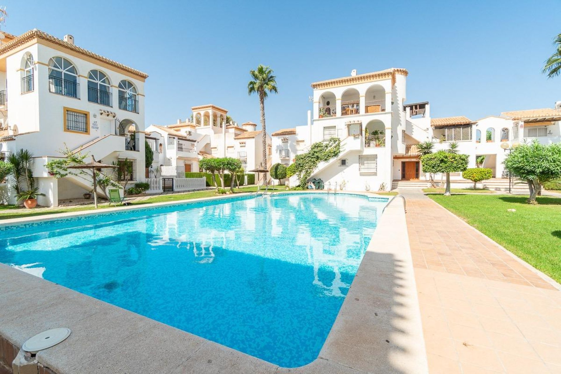 Reventa - Duplex -
Orihuela Costa - Playa Flamenca