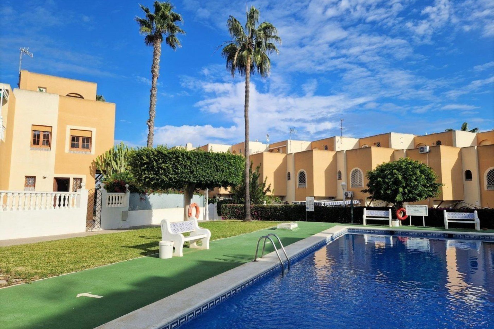 Reventa - Duplex -
Torrevieja - La Mata