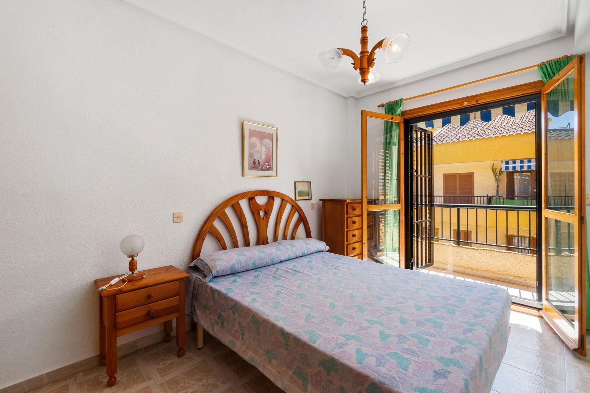 Reventa - Duplex -
Torrevieja - Los Europeos