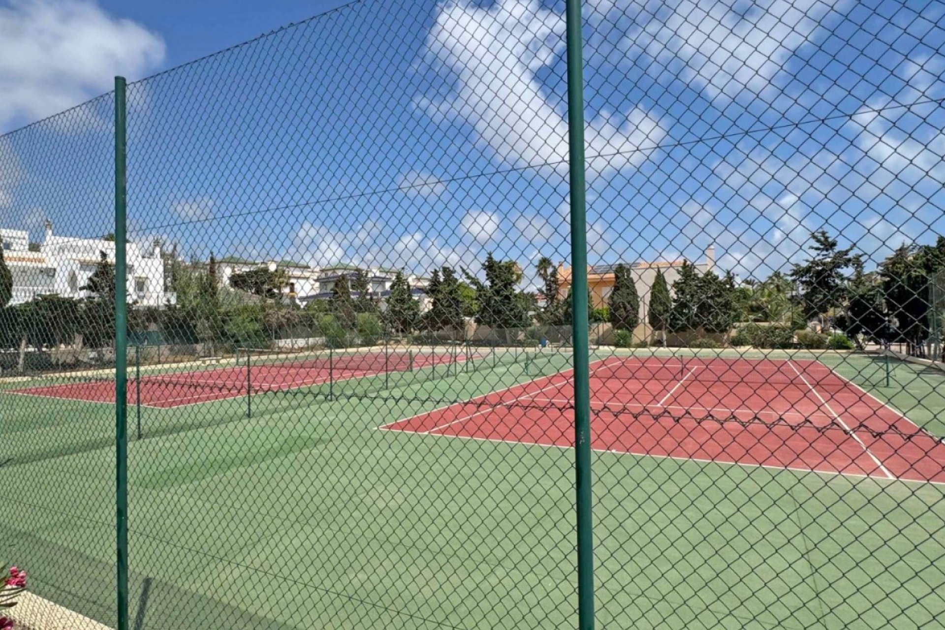 Reventa - Duplex -
Torrevieja - Torre La Mata