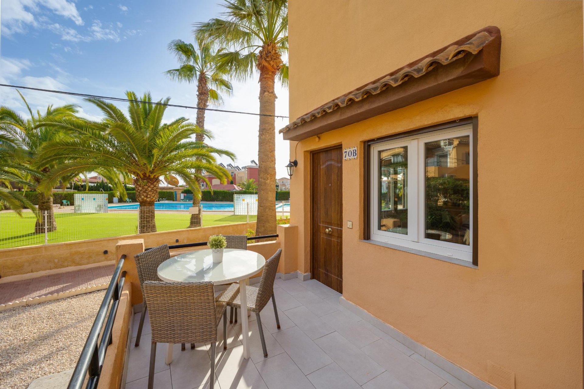 Reventa - Estudio -
Torrevieja - Torreblanca La Mata