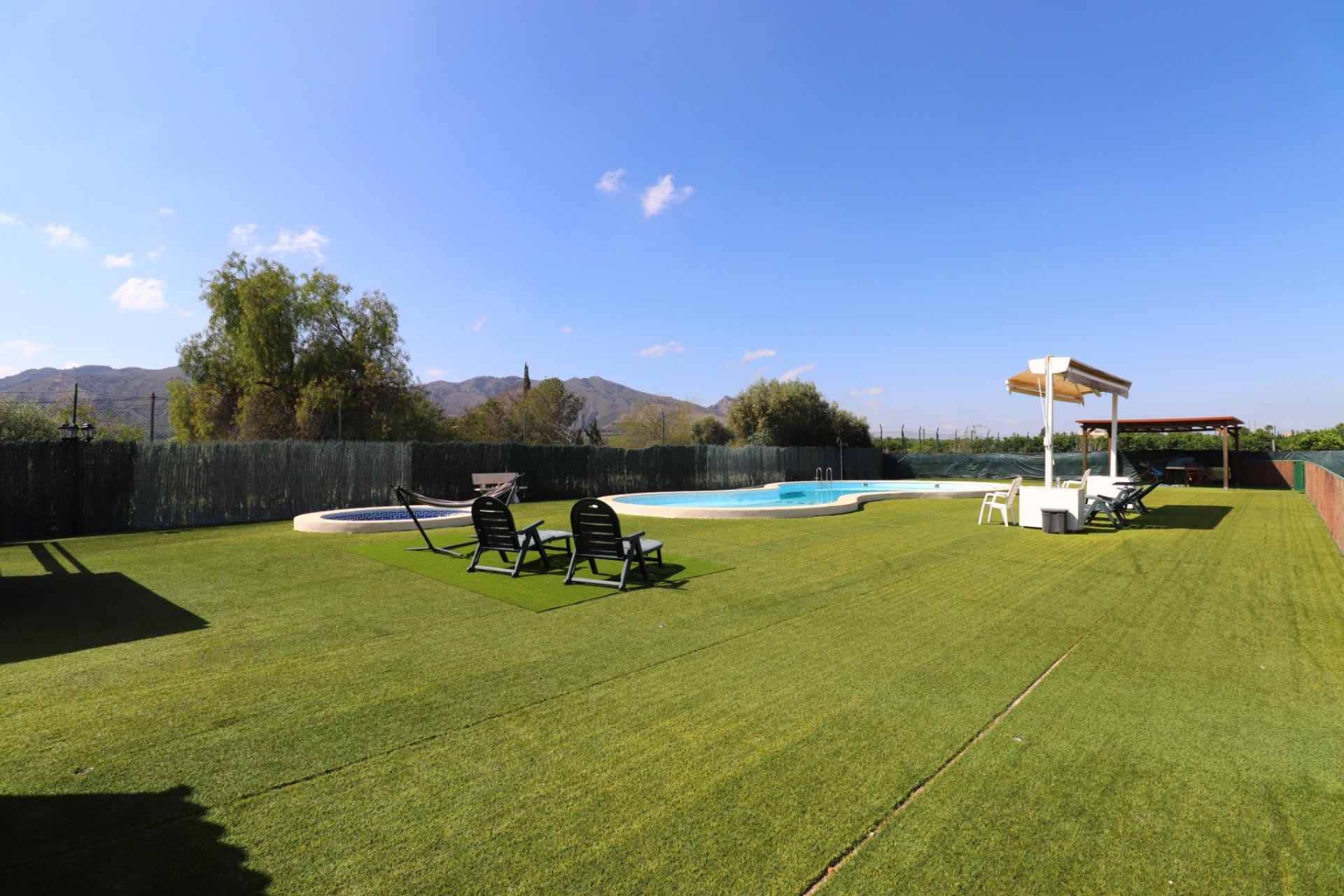 Reventa - Finca -
Benferri - Benferri - Country