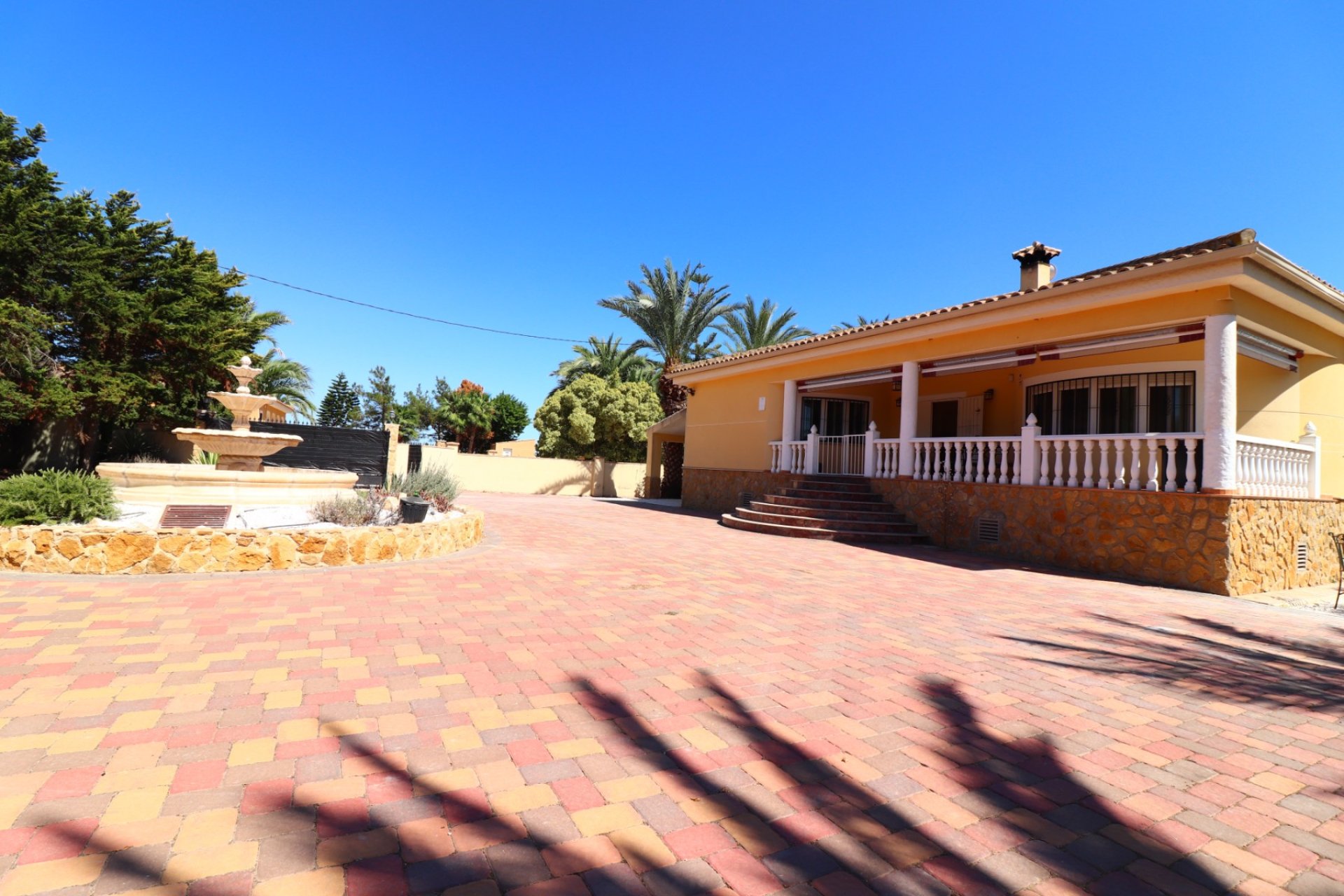Reventa - Finca -
Catral - Catral - Country