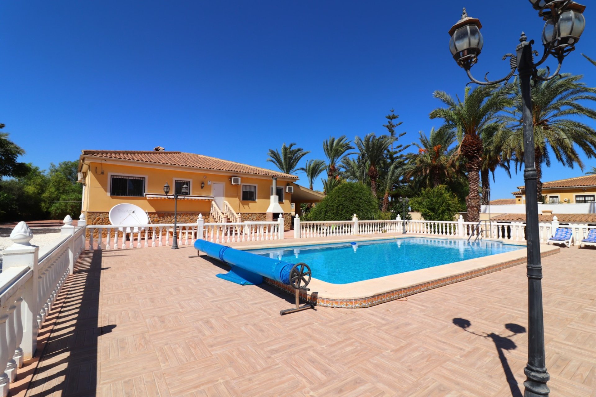 Reventa - Finca -
Catral - Catral - Country