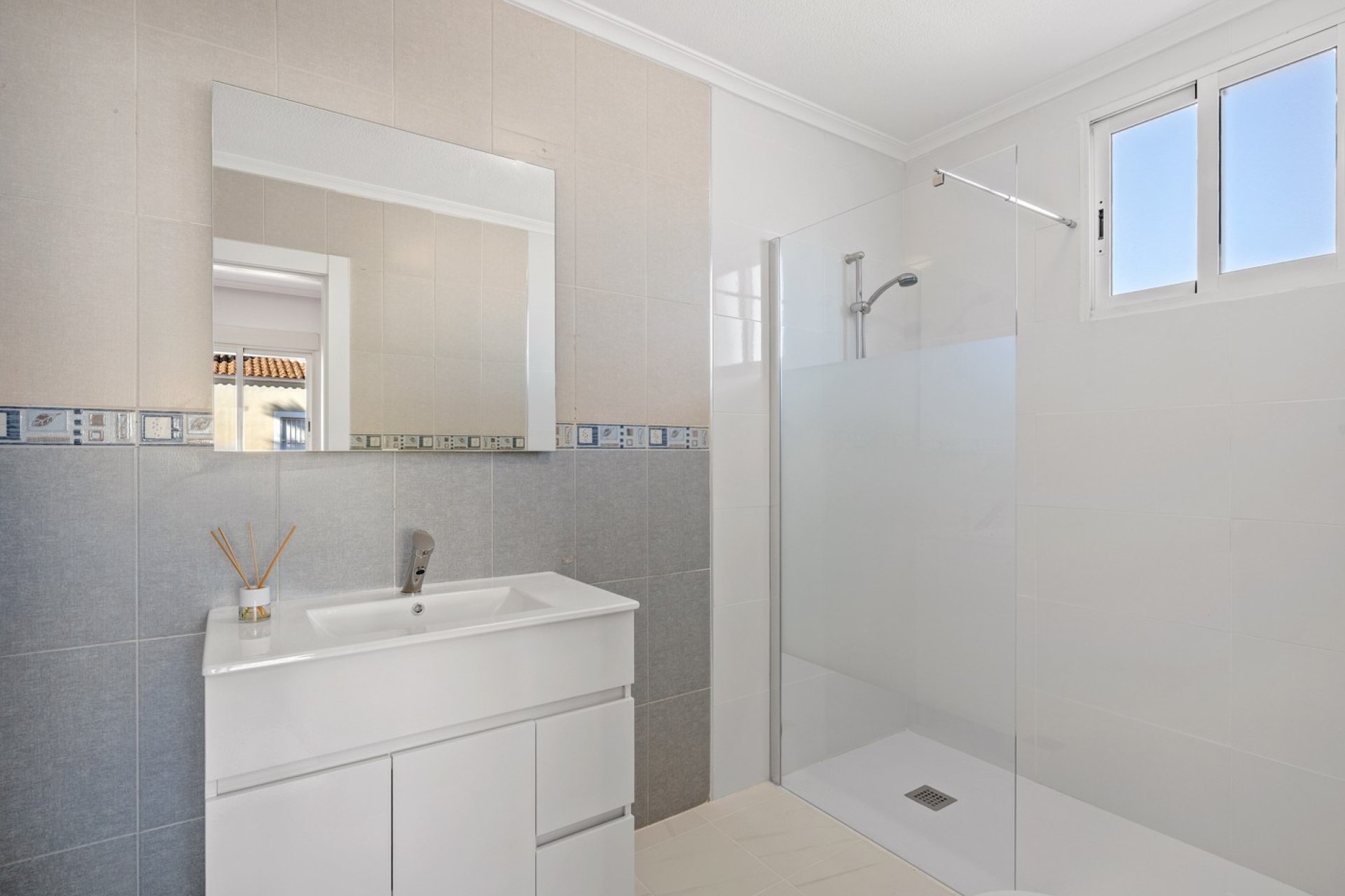 Reventa - Finca -
Dolores