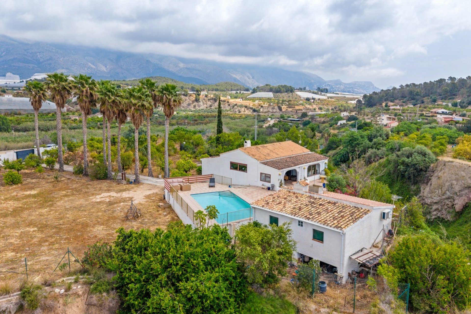 Reventa - Finca -
La Nucia - La Nucia - Country