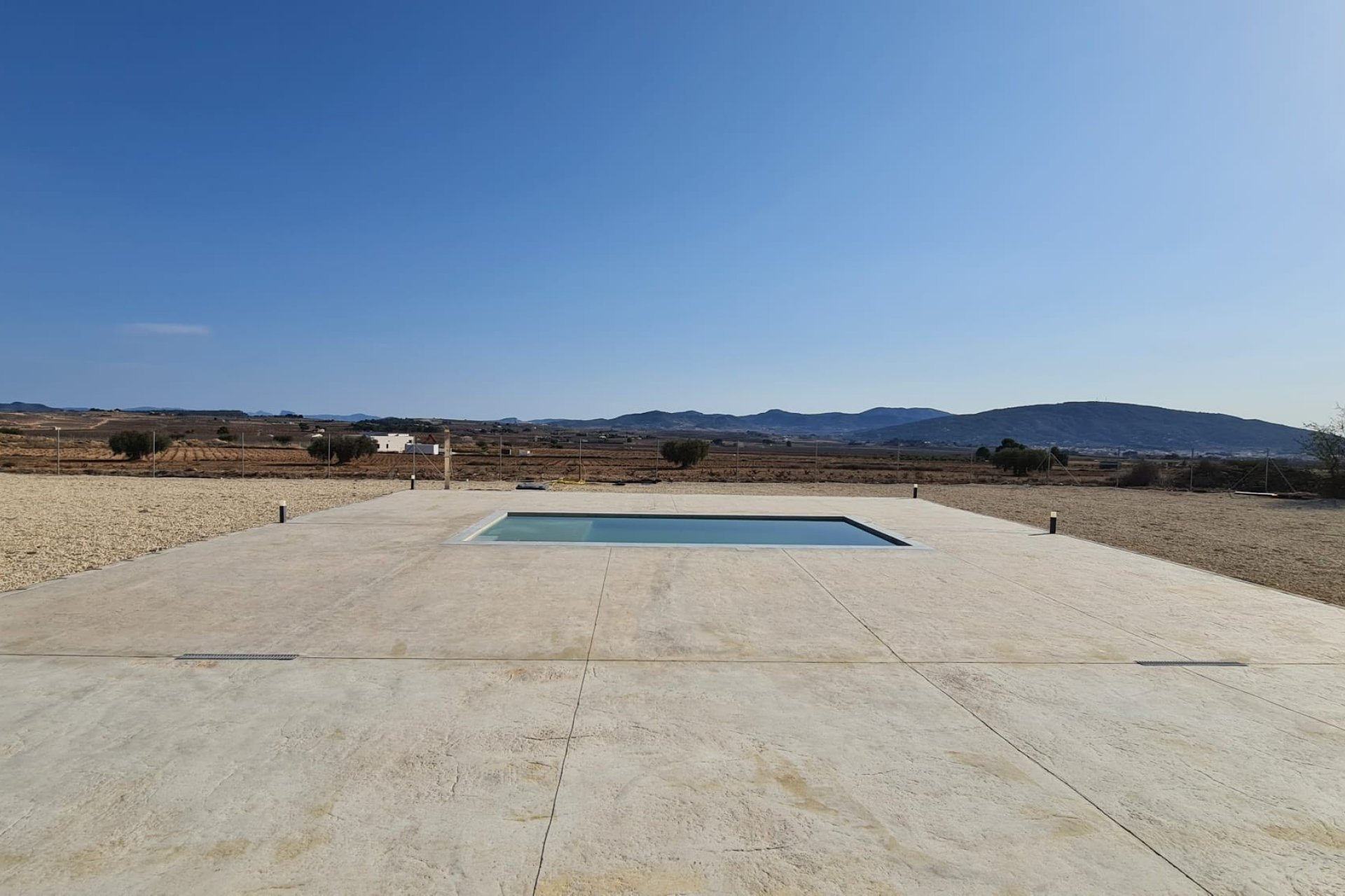 Reventa - Finca -
Pinoso - Pinoso - Country