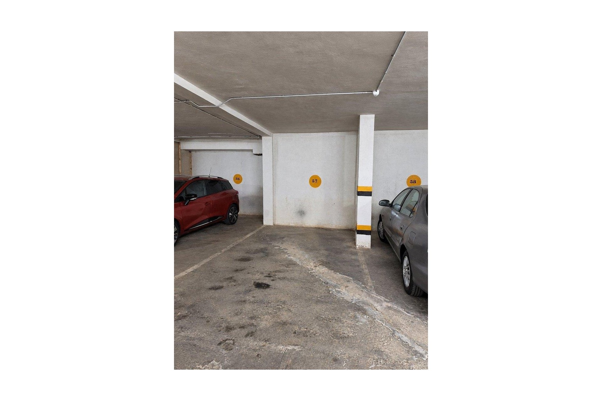 Reventa - Garaje -
Torrevieja - La Mata