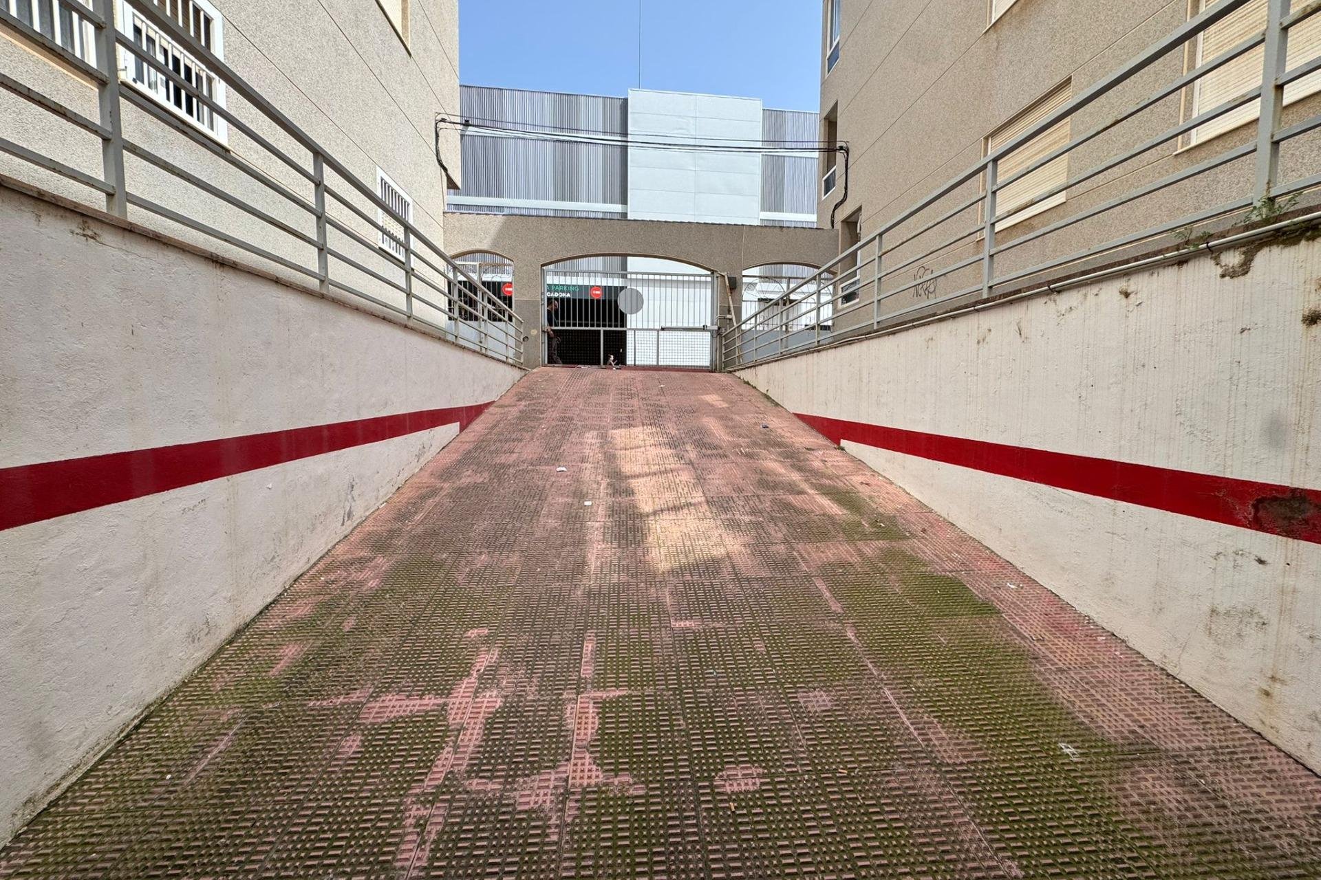 Reventa - Garaje -
Torrevieja - Playa del Cura
