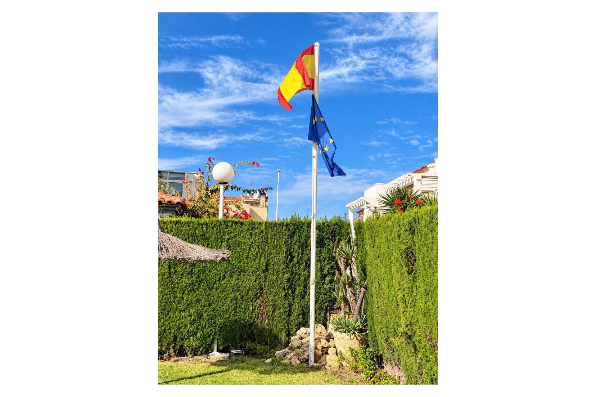 Reventa - Semi - Detached Villa -
Alicante - La Florida