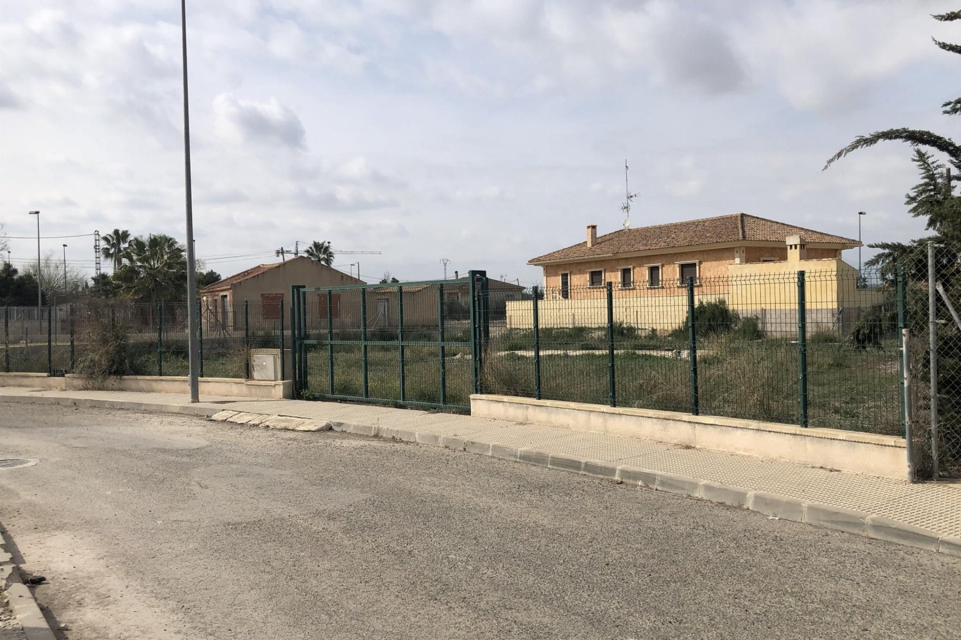 Reventa - Terreno -
Benferri - HUERTA PUEBLO