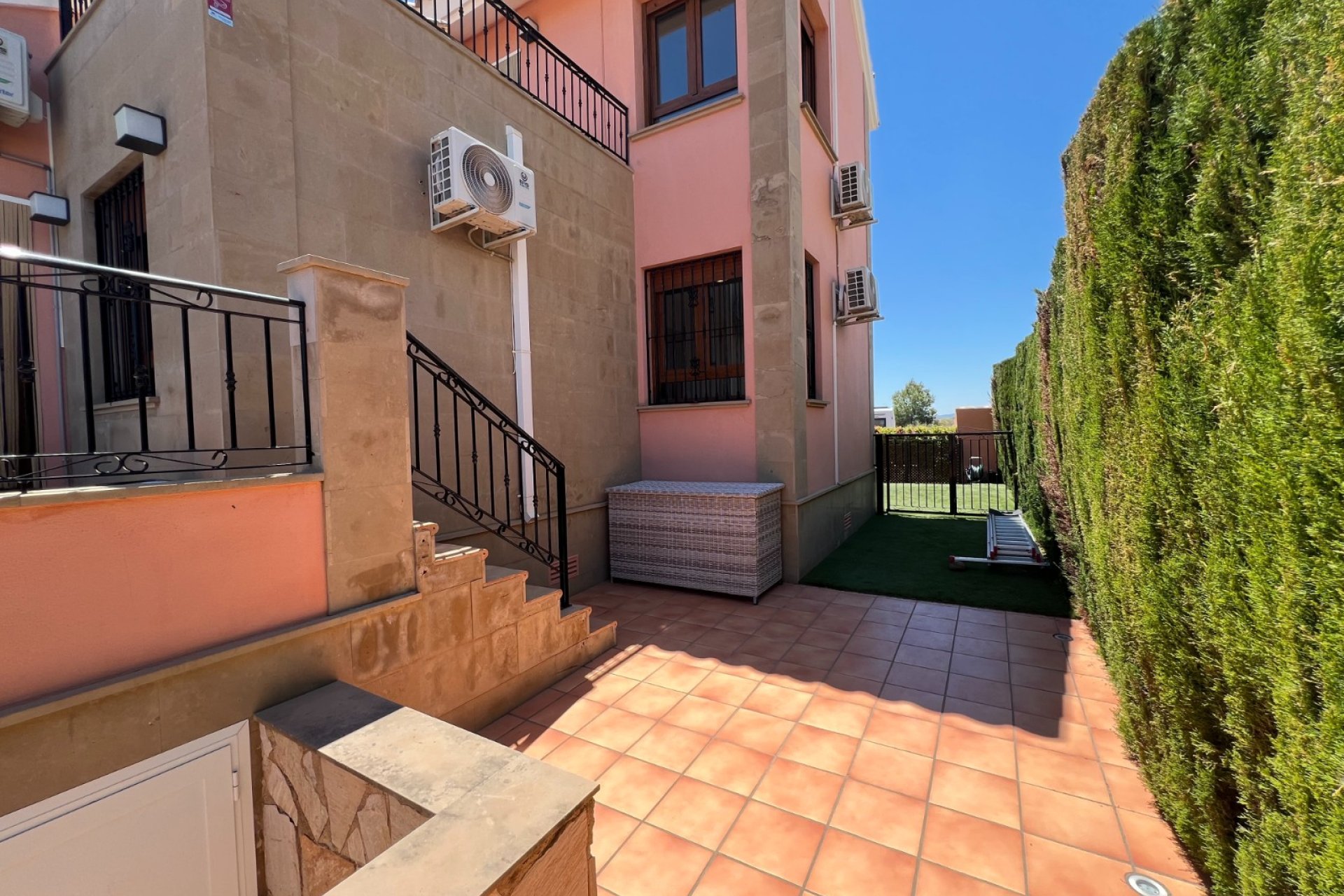 Reventa - Villa -
Algorfa - La Finca Golf Resort