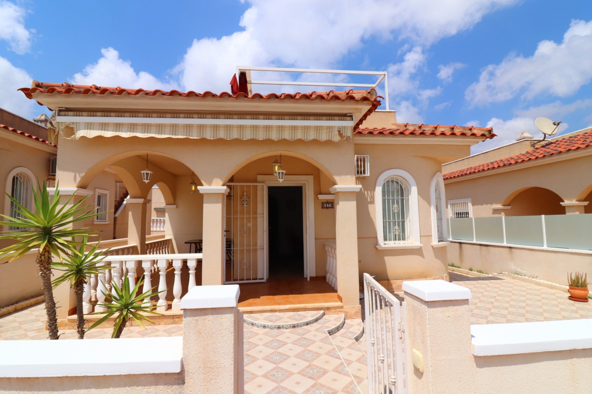 Reventa - Villa -
Algorfa - Lo Crispin