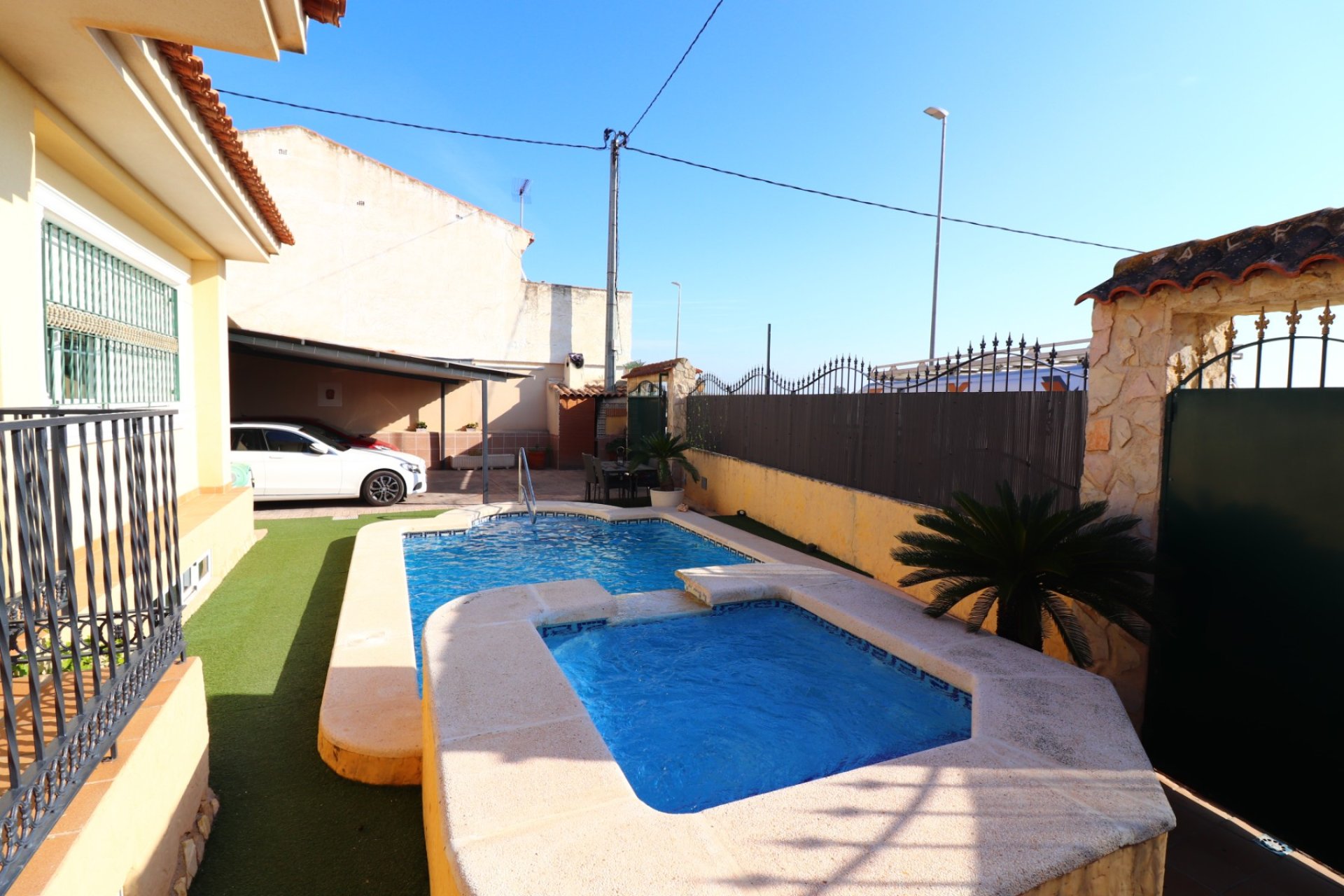 Reventa - Villa -
Almoradi - El Saladar
