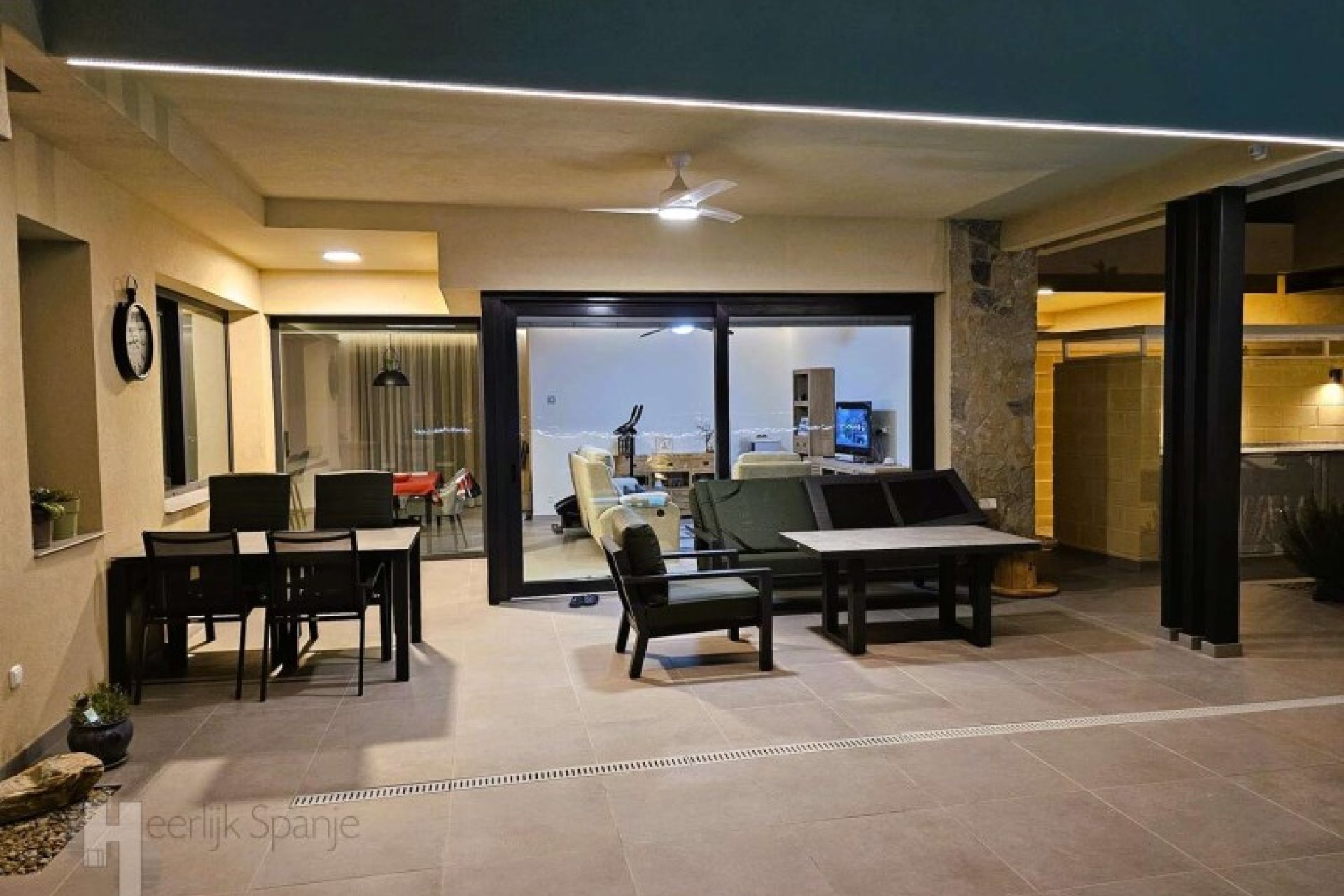 Reventa - Villa -
Baños y Mendigo - Murcia