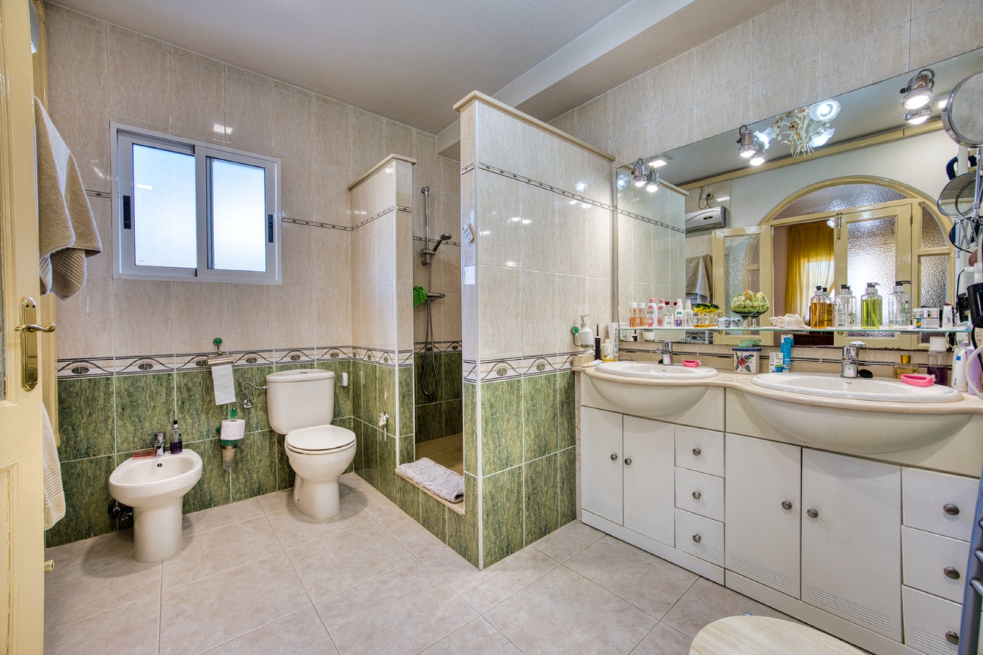 Reventa - Villa -
Benimar - Benimar II