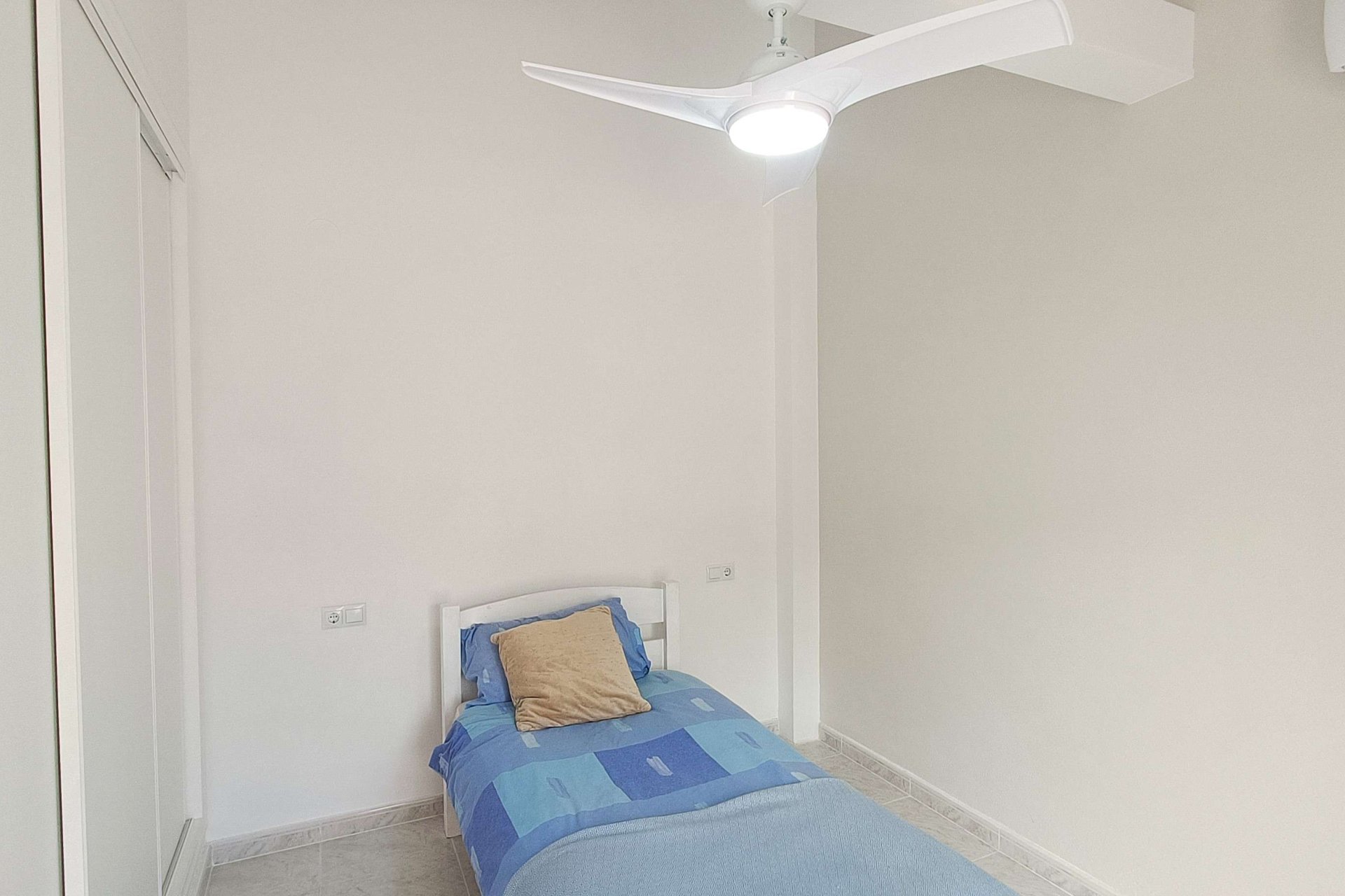 Reventa - Villa -
Benimar - Benimar II