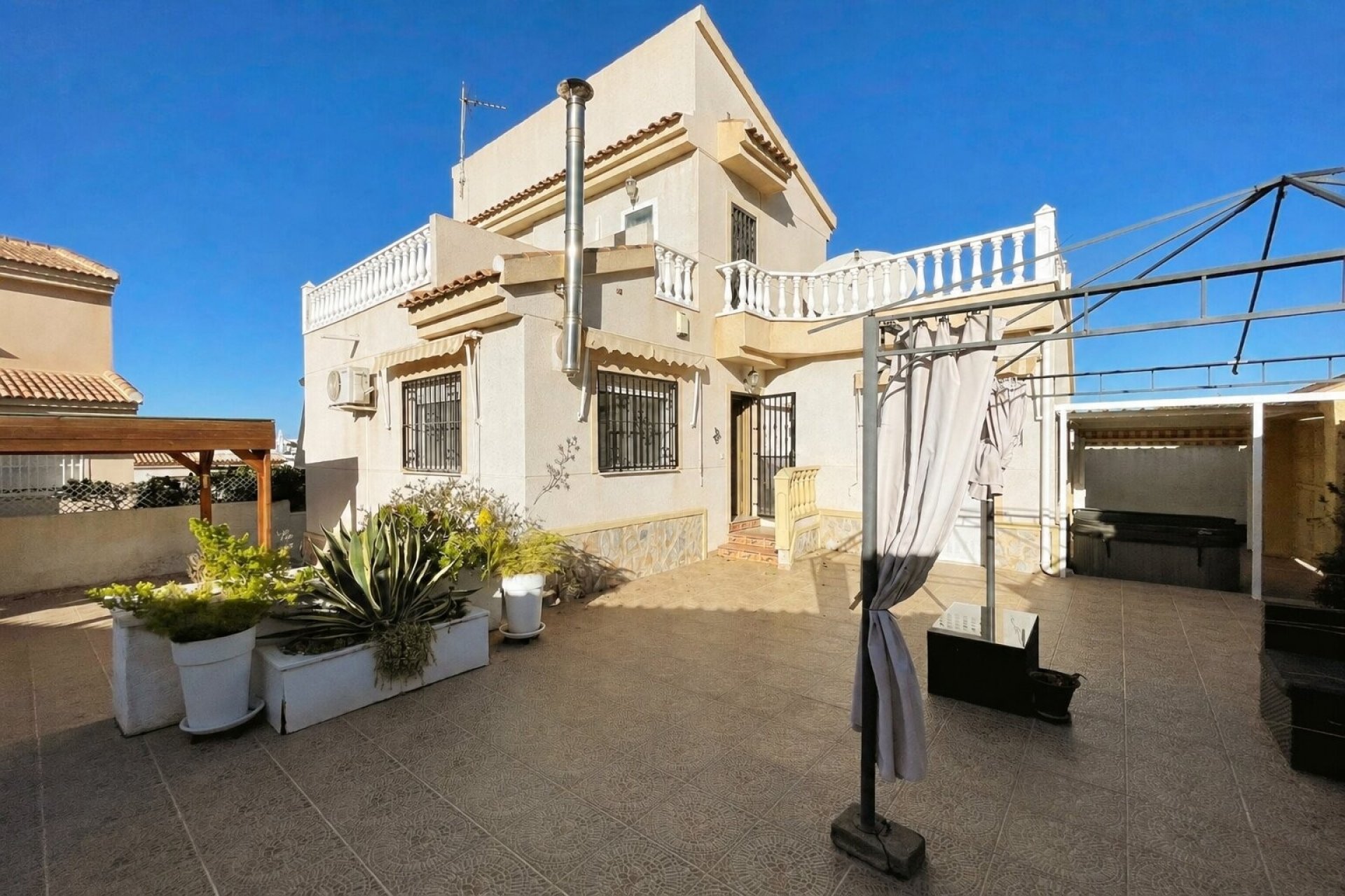 Reventa - Villa -
Benimar - Rojales Hills