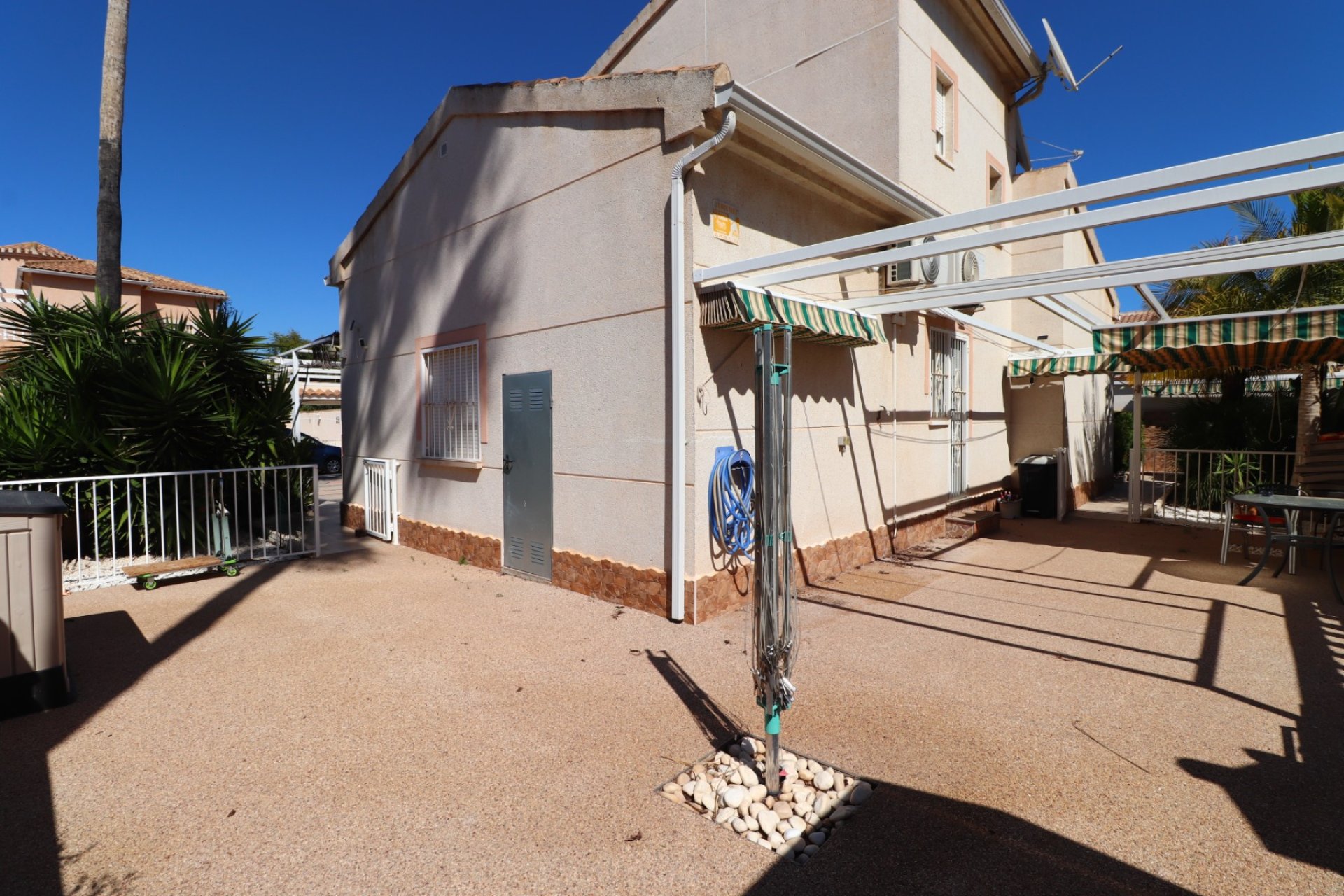 Reventa - Villa -
Ciudad Quesada - Atalayas