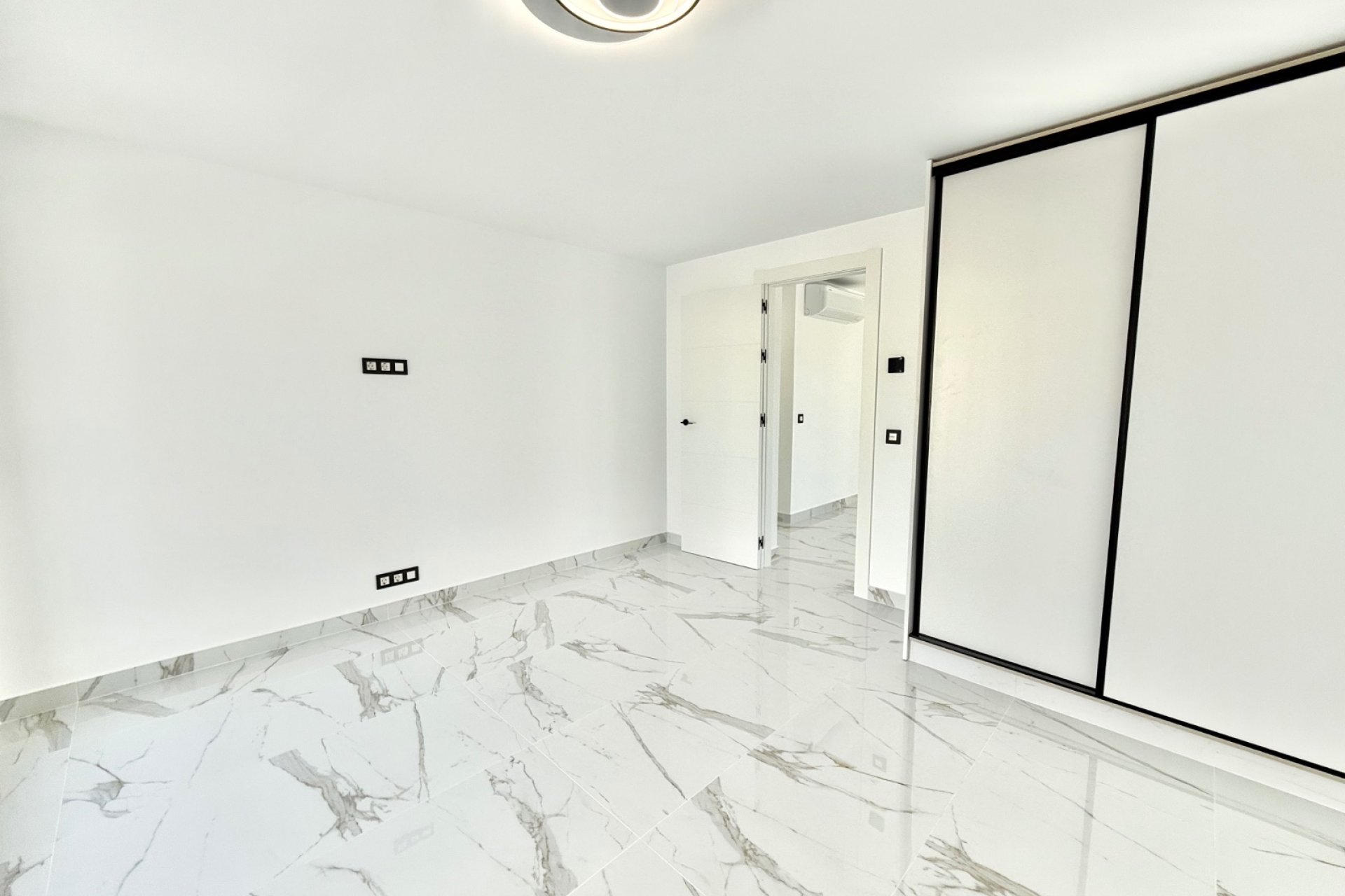 Reventa - Villa -
Ciudad Quesada - Ciudad Quesada - Town