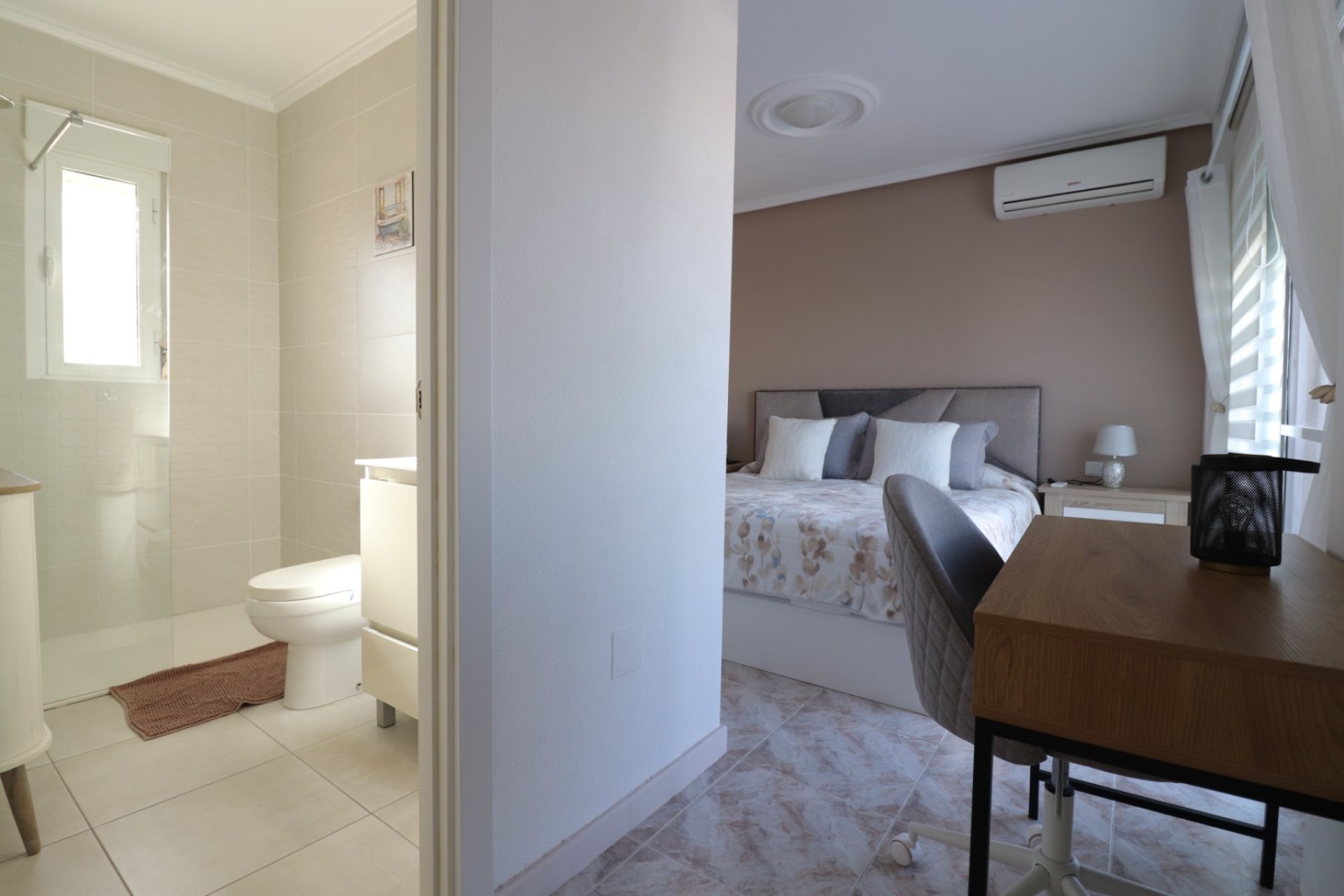 Reventa - Villa -
Ciudad Quesada - Ciudad Quesada - Town