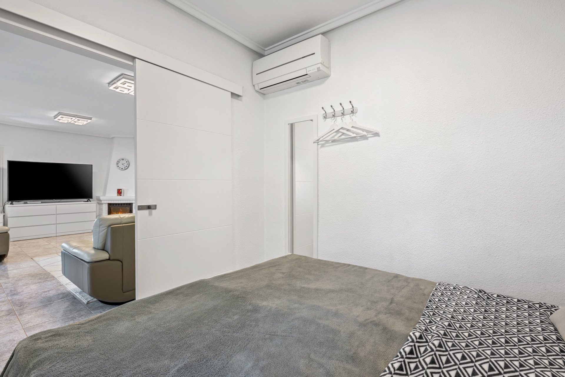 Reventa - Villa -
Ciudad Quesada - Ciudad Quesada - Town