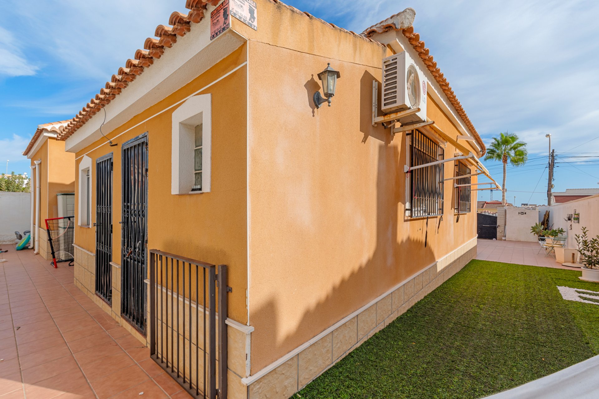 Reventa - Villa -
Ciudad Quesada - Ciudad Quesada - Town