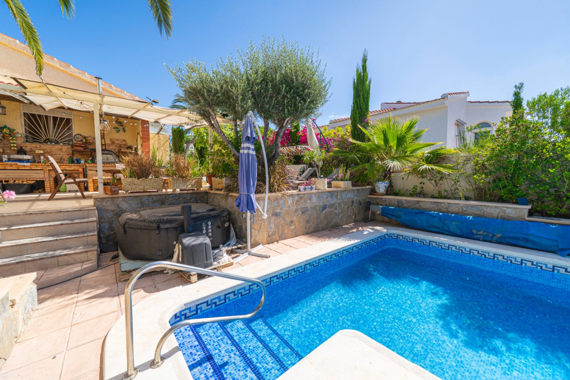Reventa - Villa -
Ciudad Quesada - Ciudad Quesada - Town