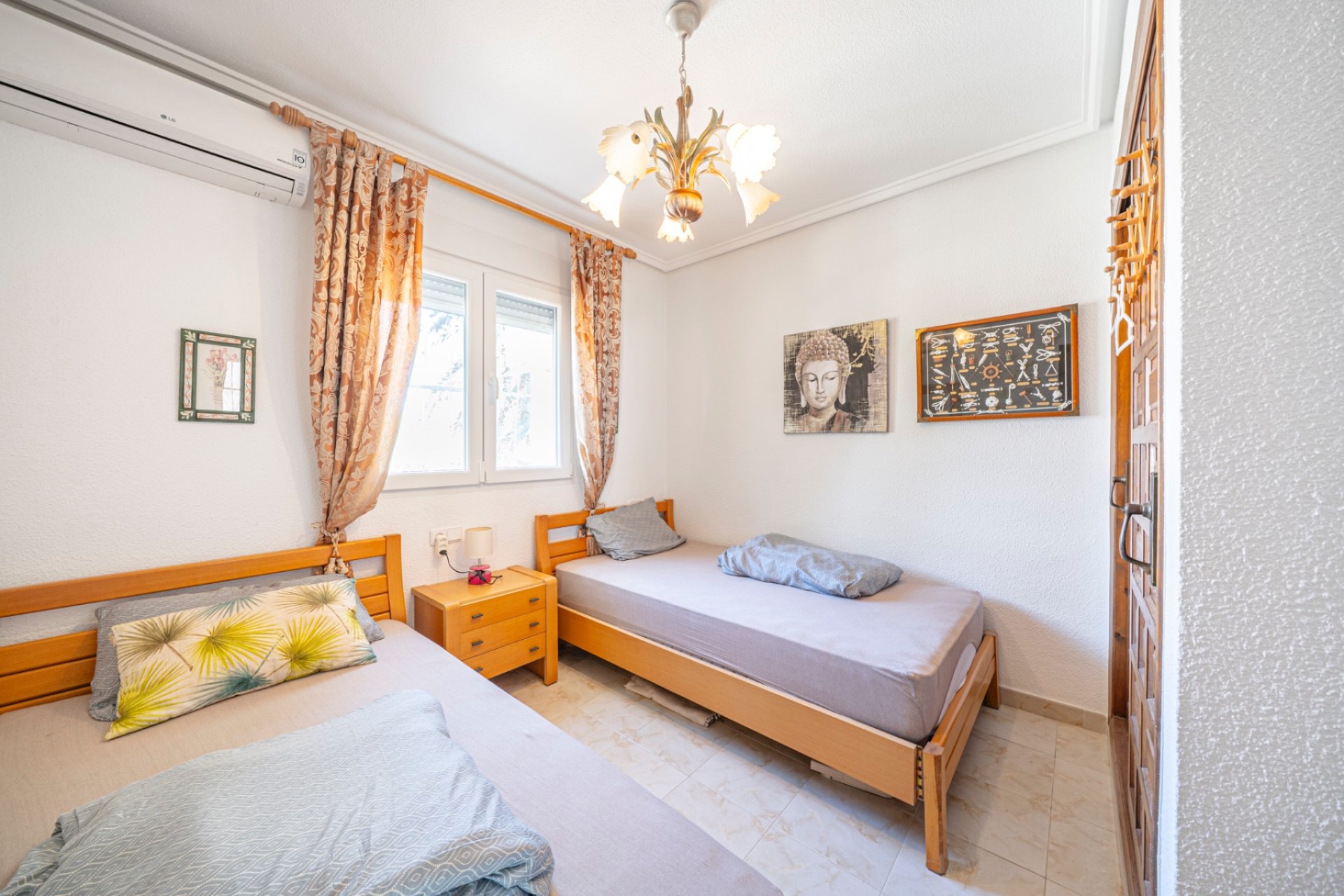 Reventa - Villa -
Ciudad Quesada - Ciudad Quesada - Town