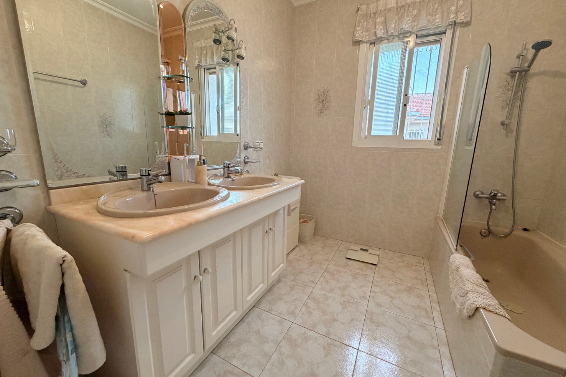 Reventa - Villa -
Ciudad Quesada - Ciudad Quesada - Town