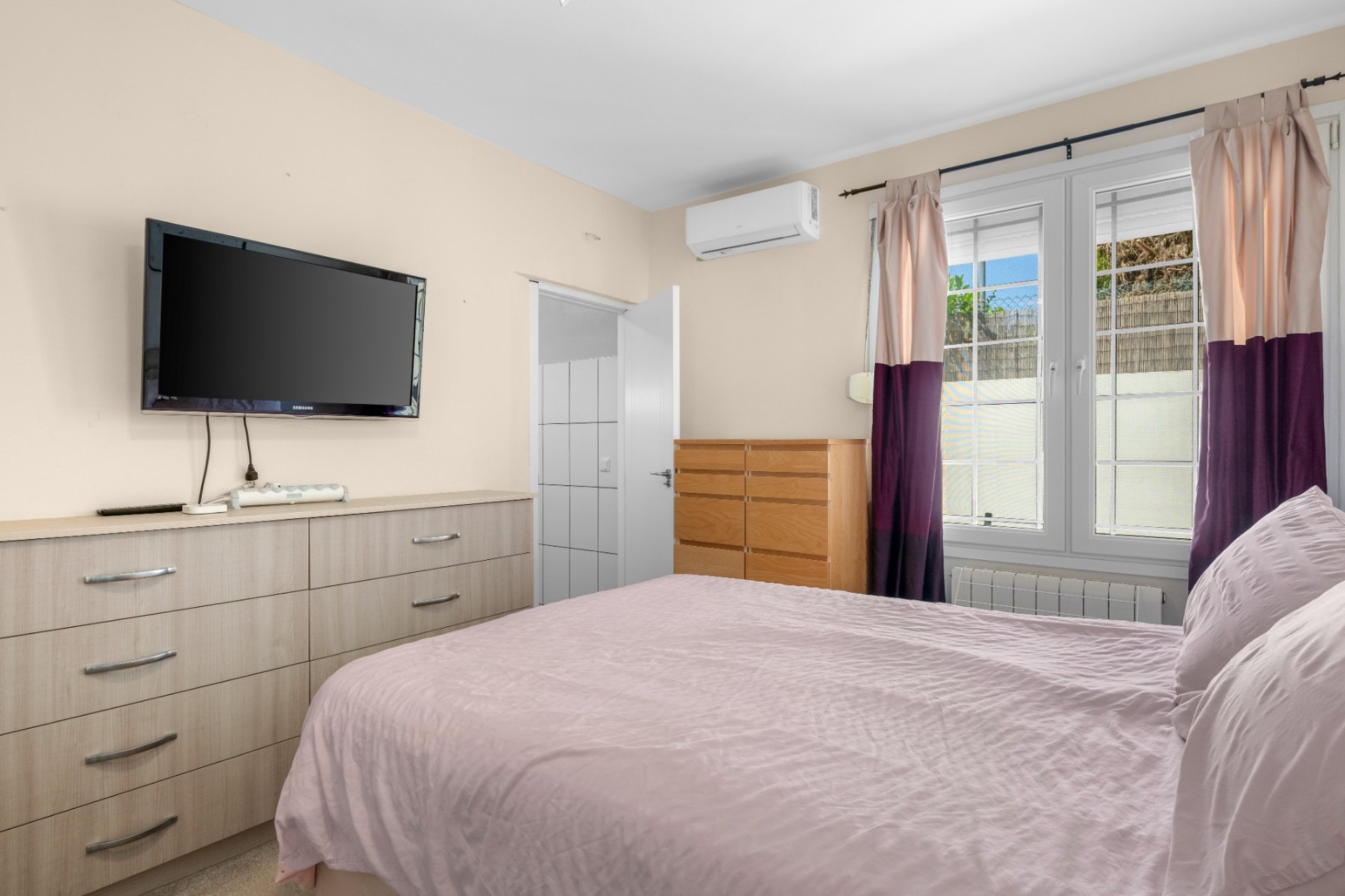 Reventa - Villa -
Ciudad Quesada - Ciudad Quesada - Town