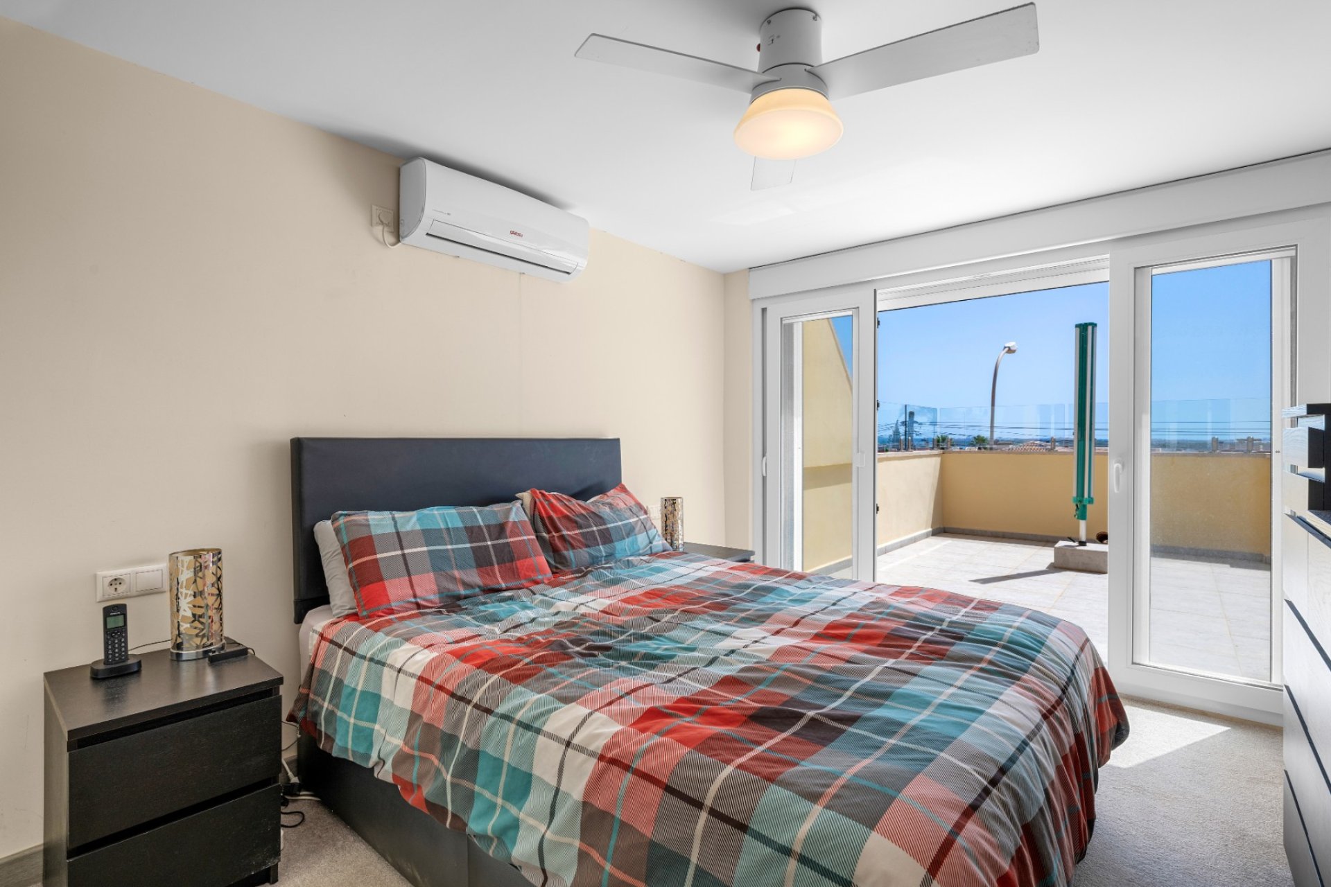 Reventa - Villa -
Ciudad Quesada - Ciudad Quesada - Town