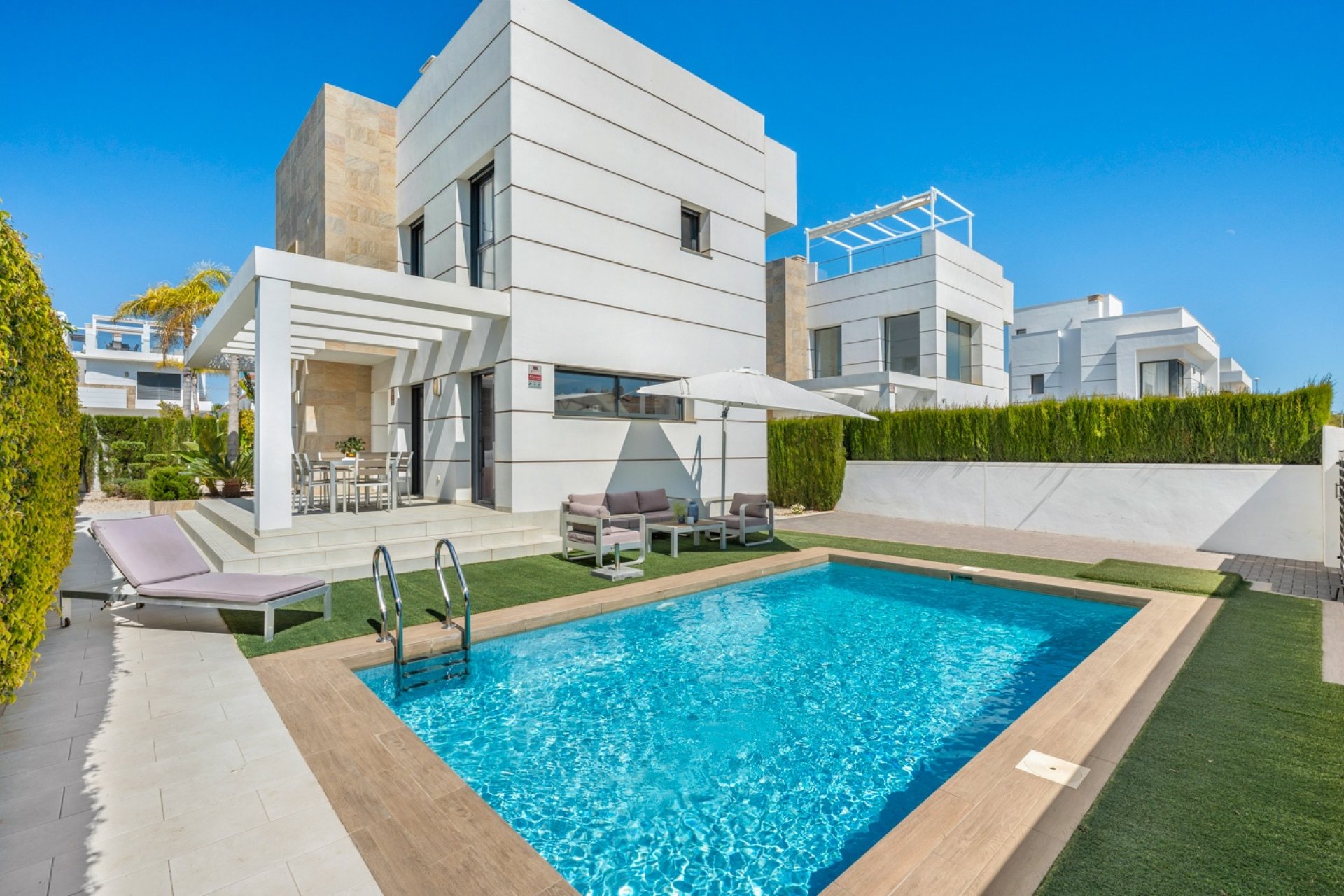 Reventa - Villa -
Ciudad Quesada - Doña Pepa