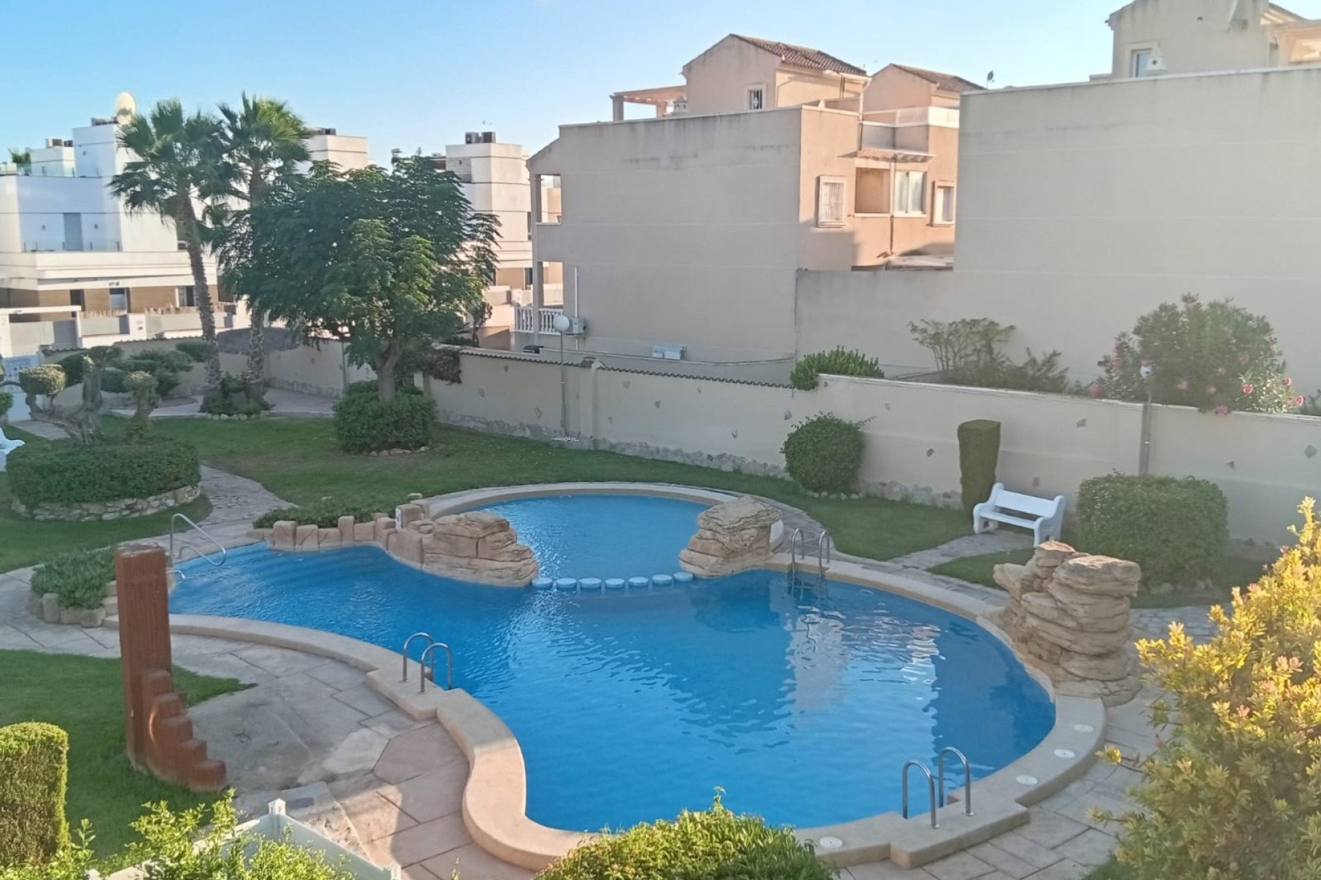 Reventa - Villa -
Ciudad Quesada - Doña Pepa