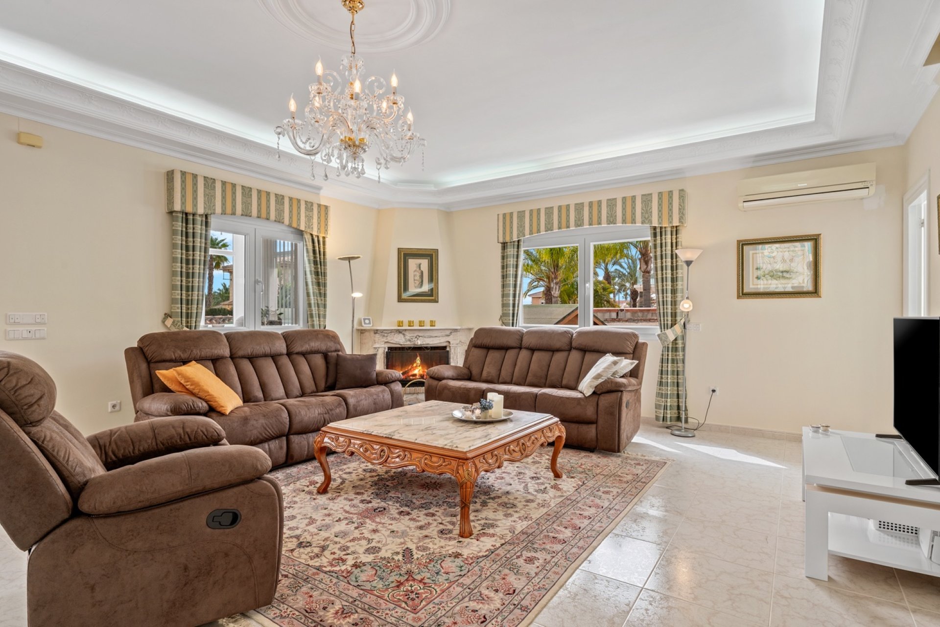 Reventa - Villa -
Ciudad Quesada - Doña Pepa