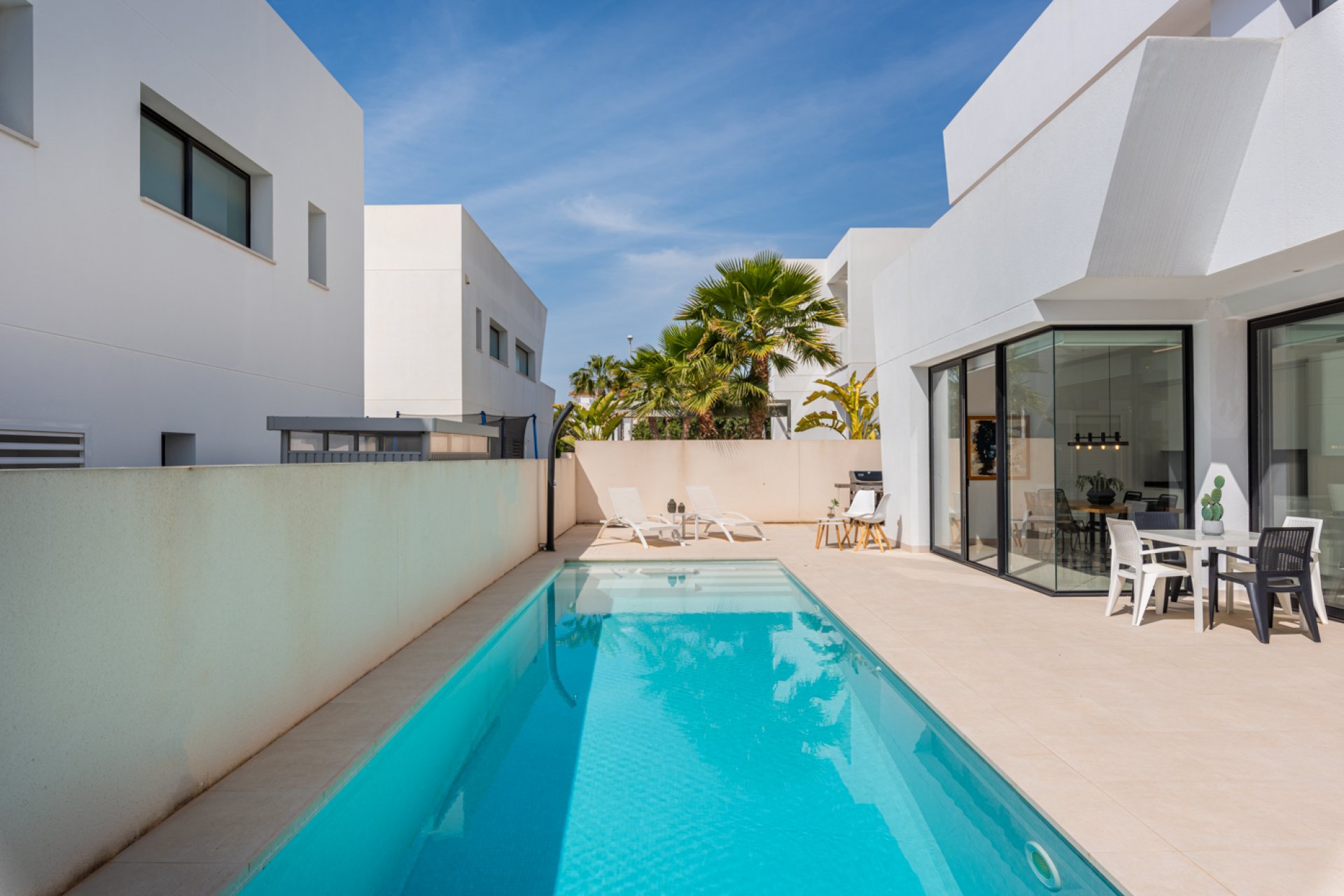 Reventa - Villa -
Ciudad Quesada - La Laguna